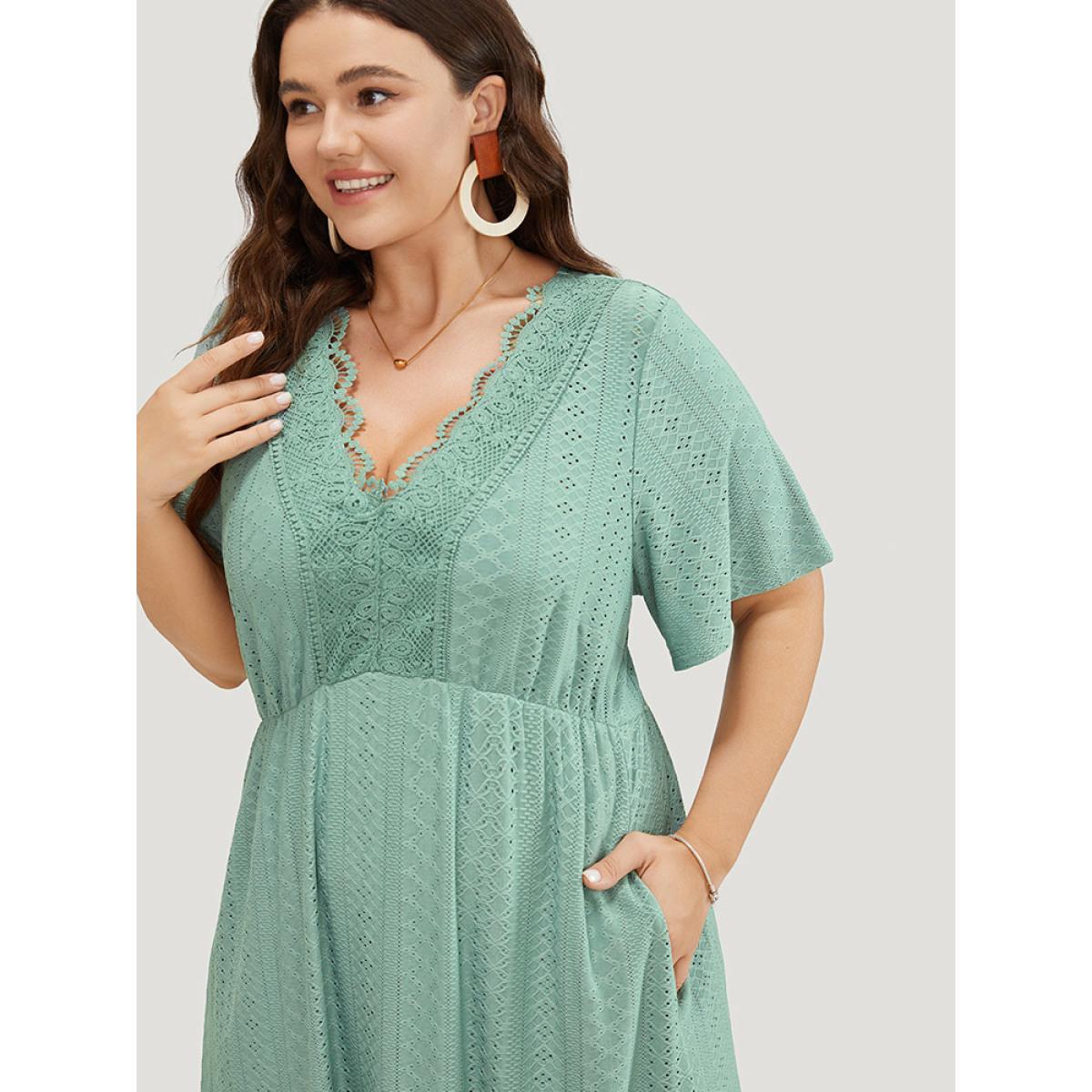 Plus Size Solid Ruffle Sleeve Pocket Contrast Lace Broderie Anglaise Dress Mint Women Elegant Lined V-neck Short sleeve Curvy Midi Dress BloomChic 26/4X Product Image
