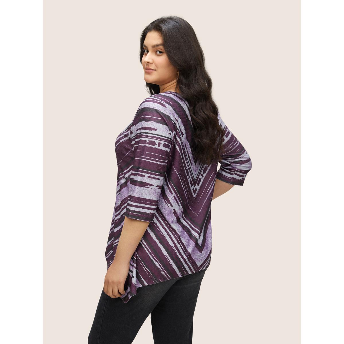 Plus Size Contrast Striped V Neck Asymmetrical Hem T-shirt Heather Women Casual Contrast Striped V-neck Everyday T-shirts BloomChic 12/L Product Image