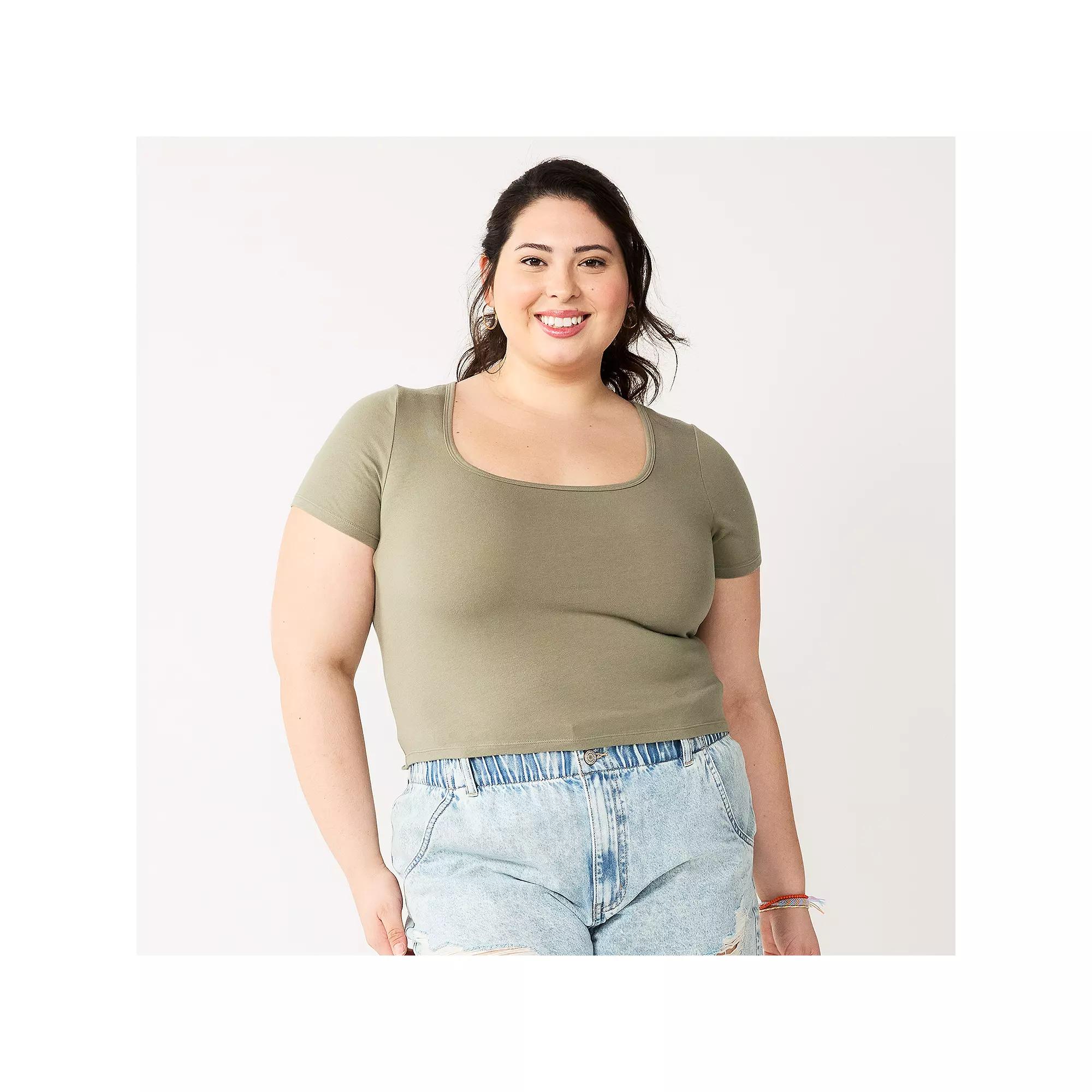 Juniors Plus Size SO Cropped Short Sleeve Squareneck Tee, Girls Erika Green Product Image