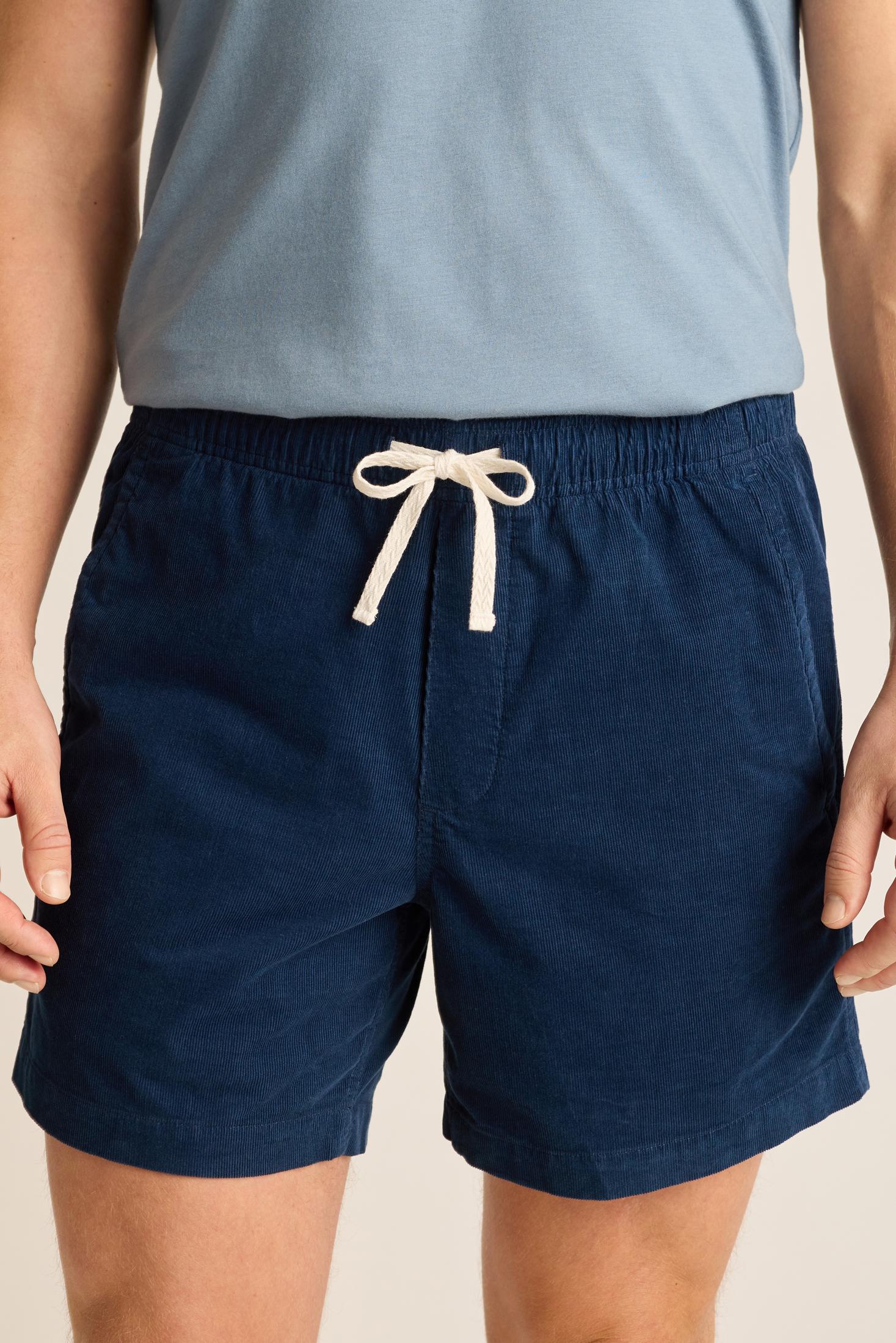 Nomad Short Product Image