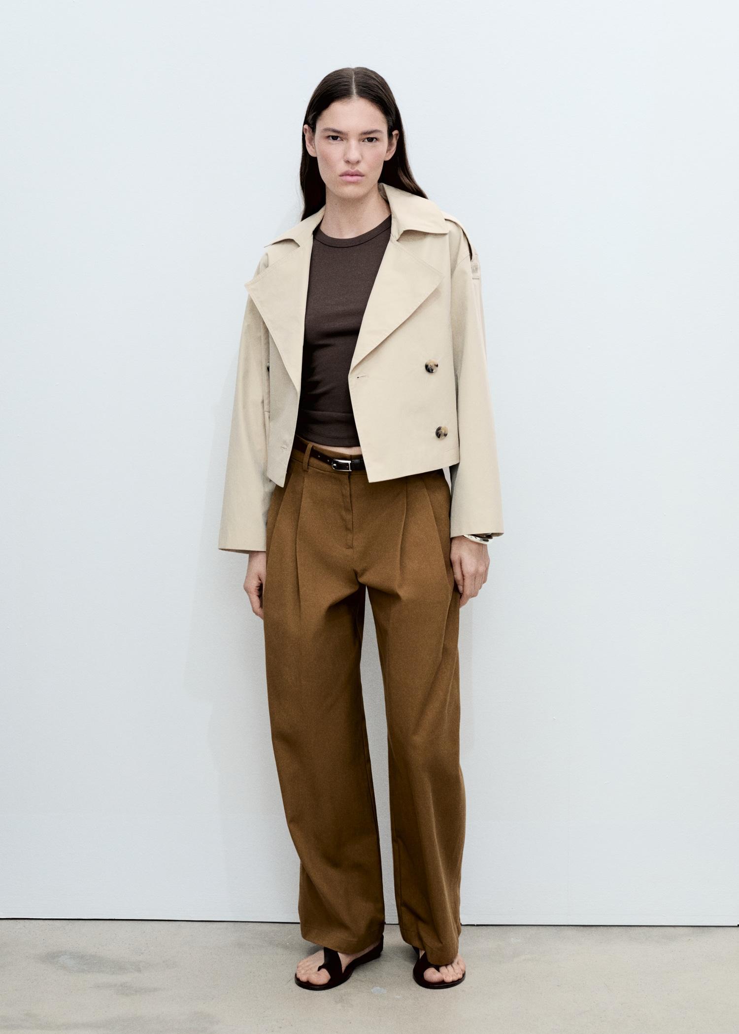 Double-breasted cropped trench coat - Women | MANGO USA Product Image