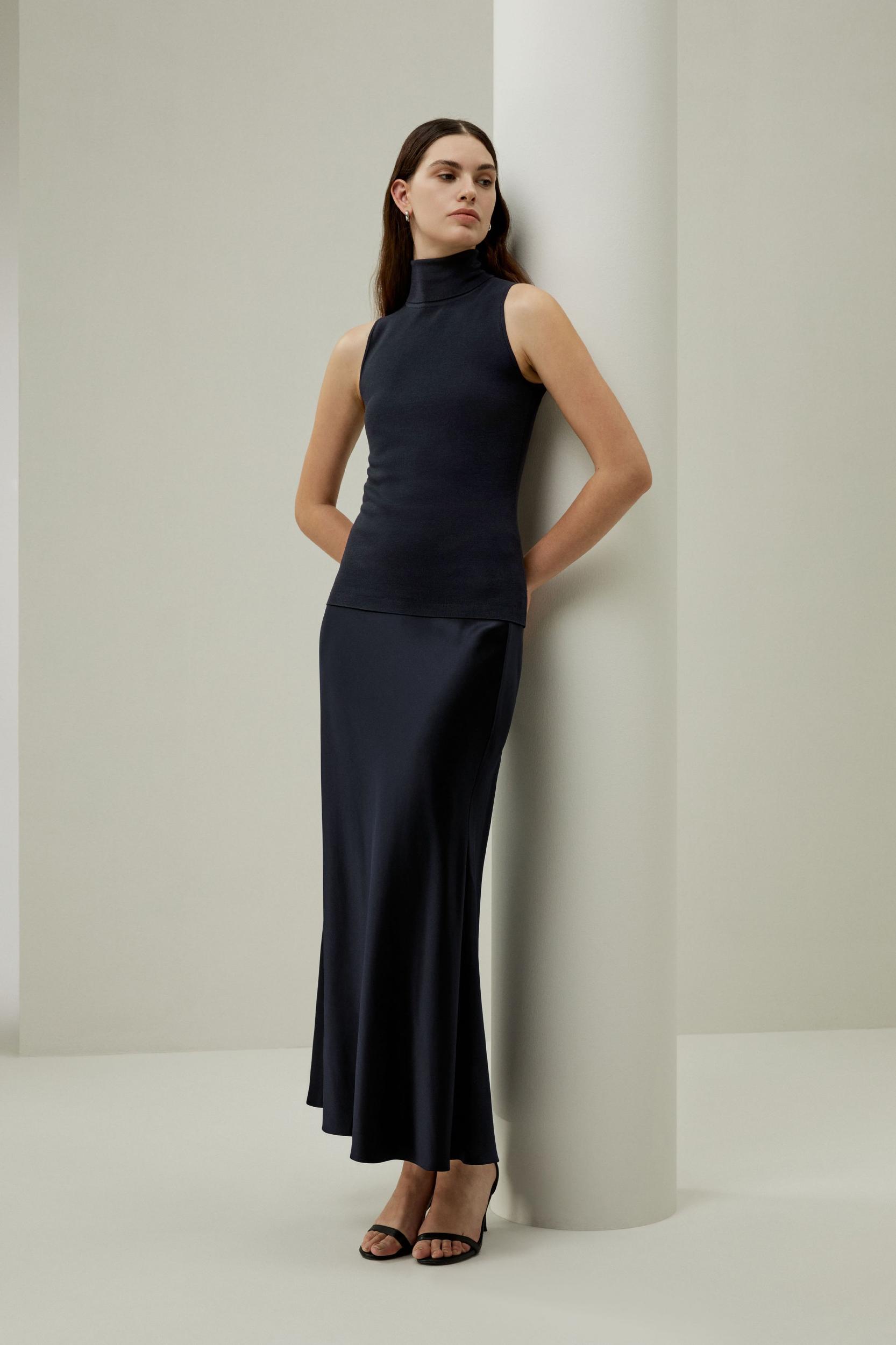 LILYSILK Silk Sleeveless Top - for Women - Navy Blue Soft Silk - Perfect Wardrobe Staples Sleeveless Vest M Product Image