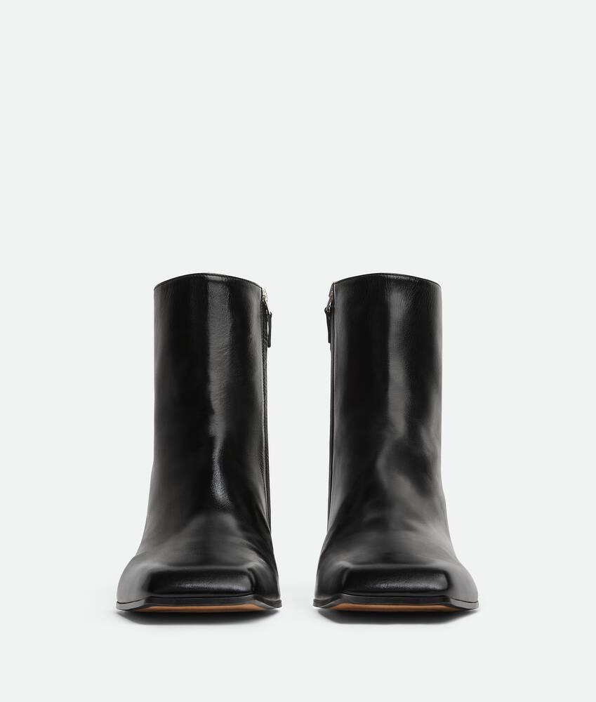 Men's Jim Ankle Boot in Black Product Image