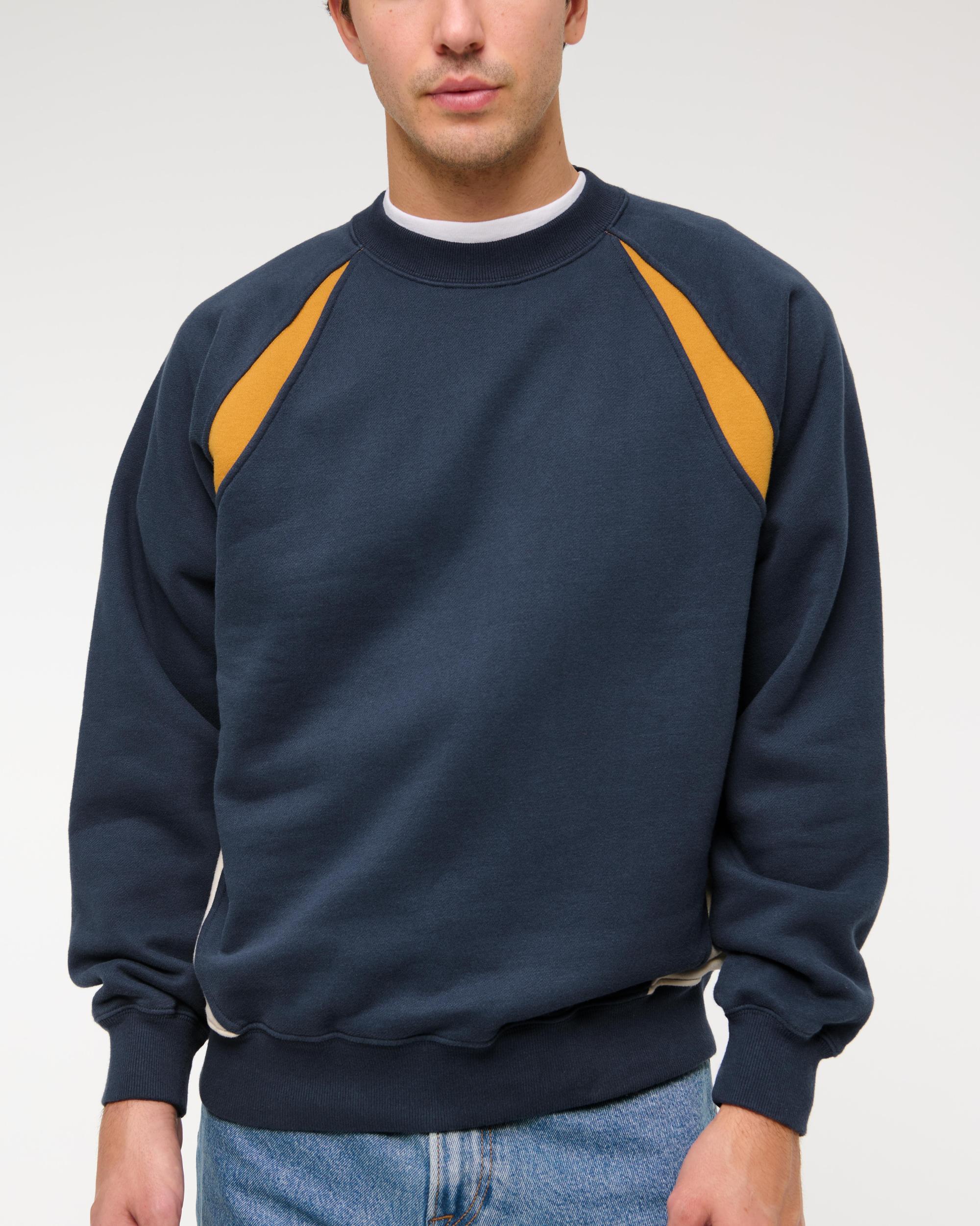 Essential Crew Sweatshirt Product Image