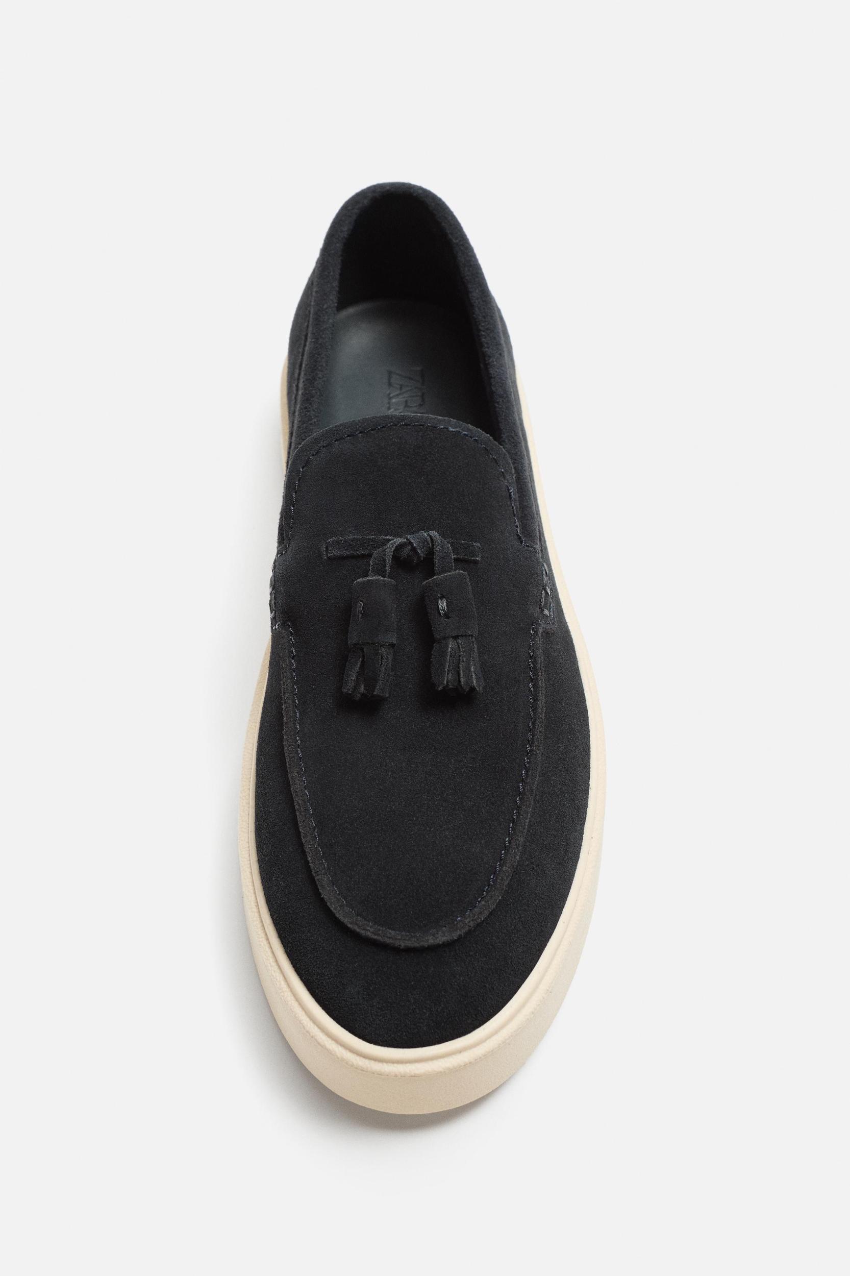 CASUAL TASSEL LEATHER LOAFERS Product Image