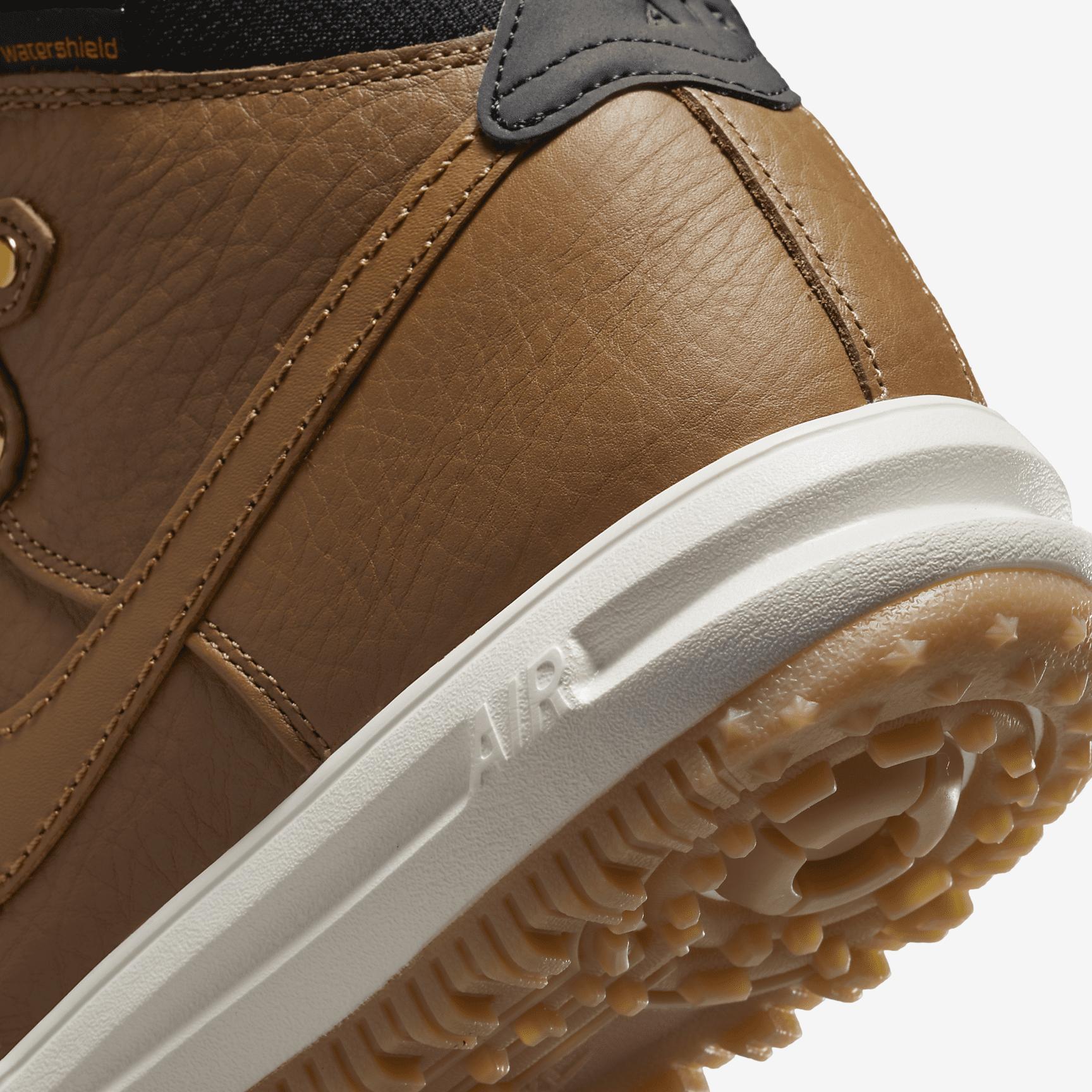 Nike Men's Lunar Force 1 Winterized DuckBoots Product Image