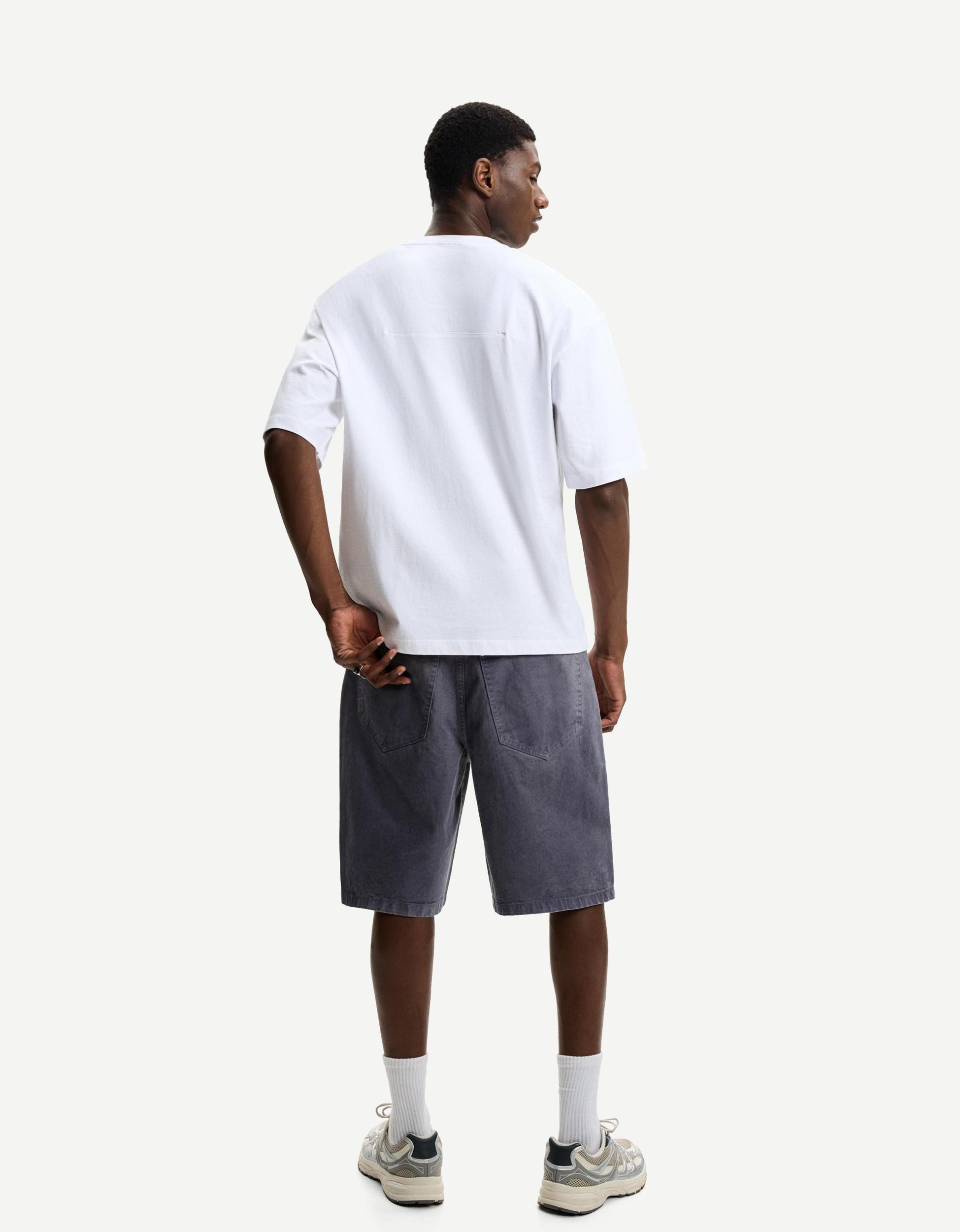 Skater Bermuda shorts Product Image