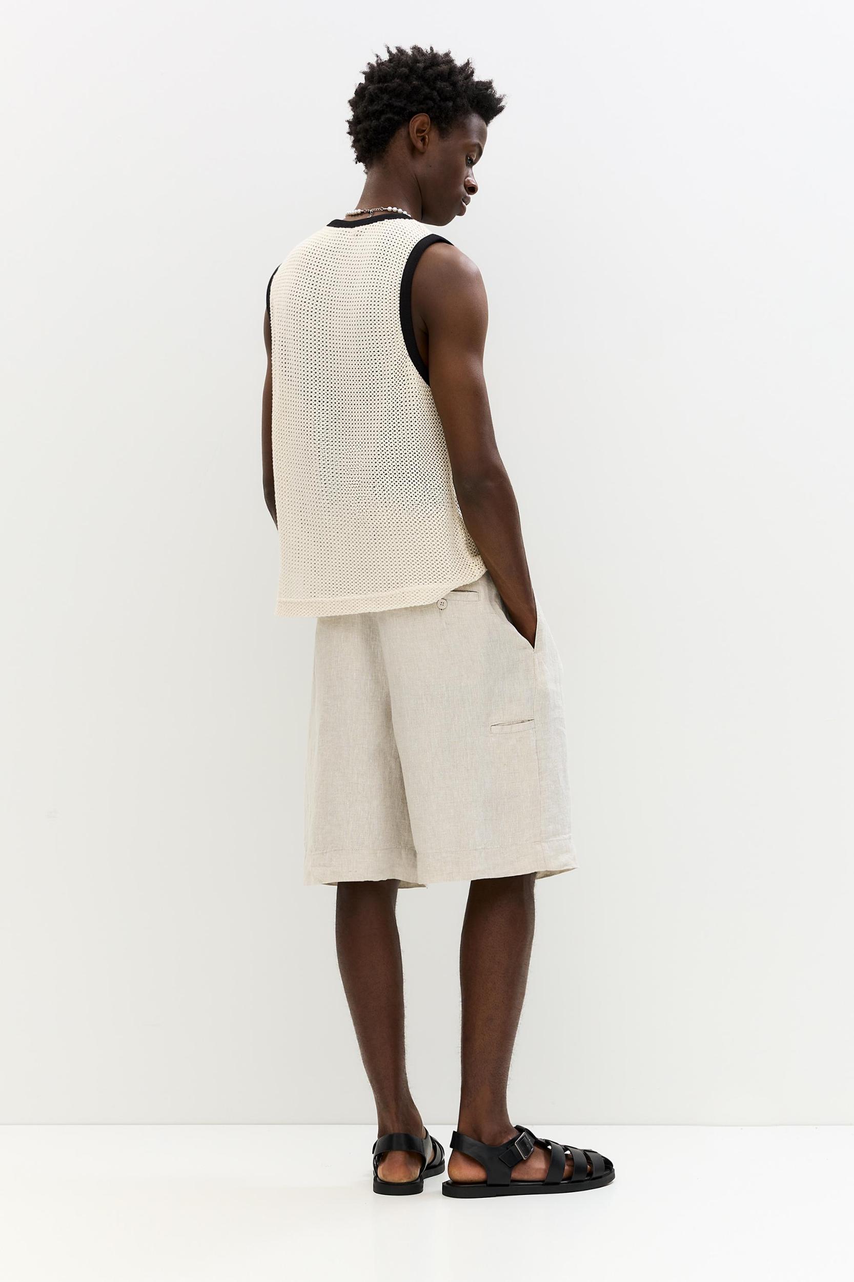 100% linen baggy Bermuda shorts Product Image