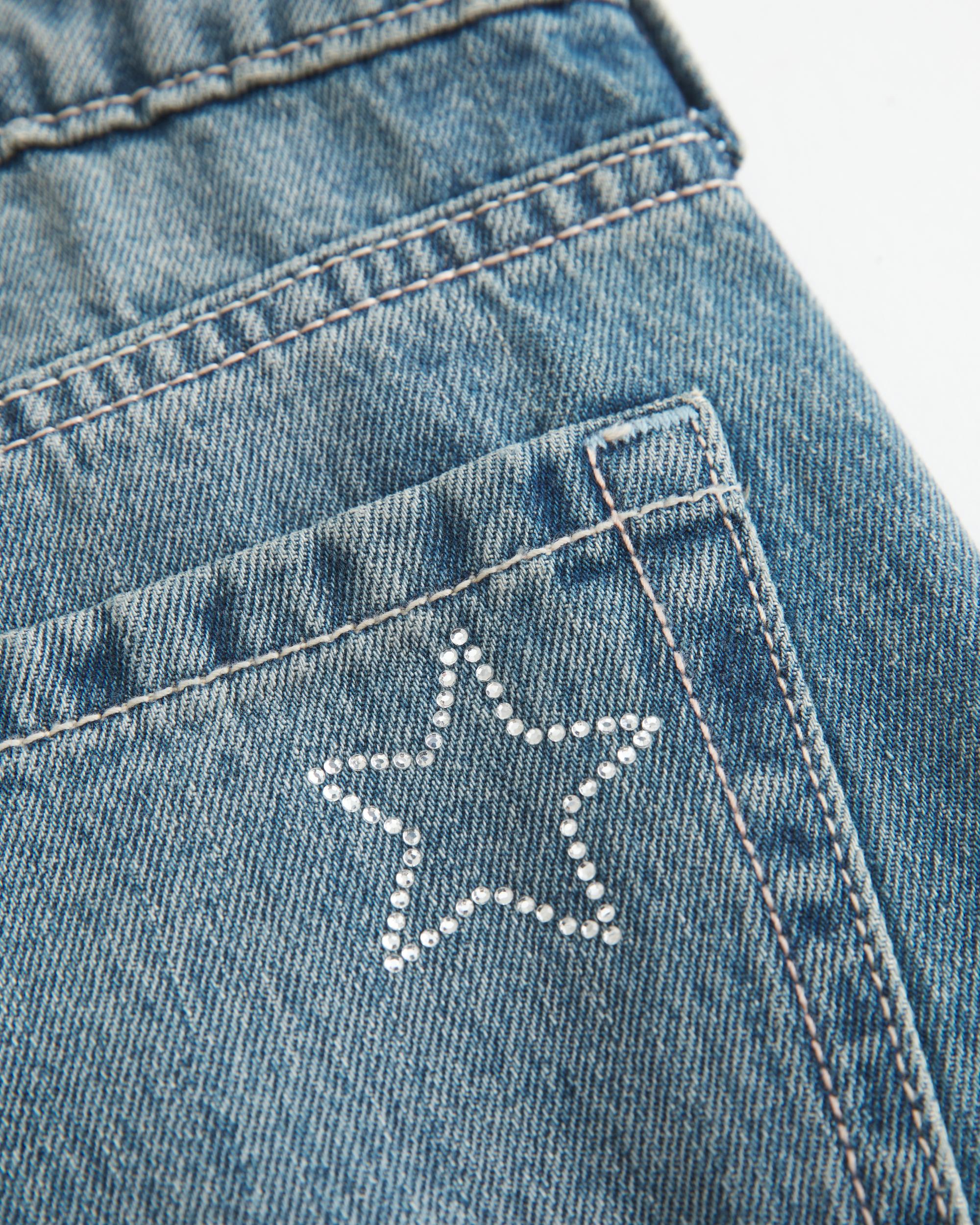 Low-Rise Rhinestone Stars Medium Wash Baggy Jeans Product Image