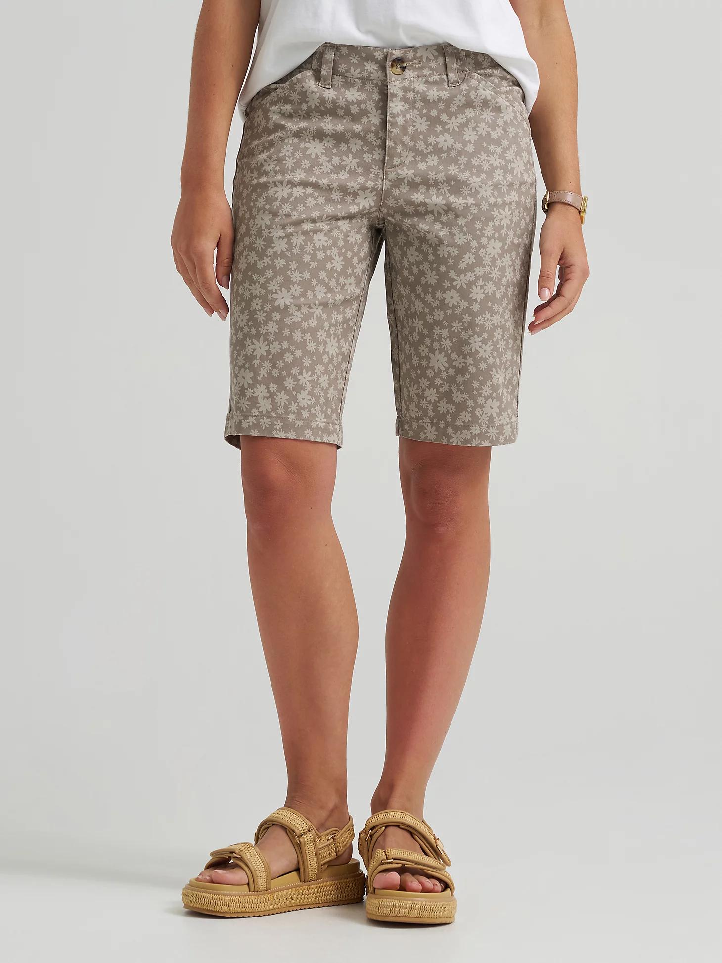 Women's Legendary Chino Bermuda | Women's Shorts | Lee® Product Image