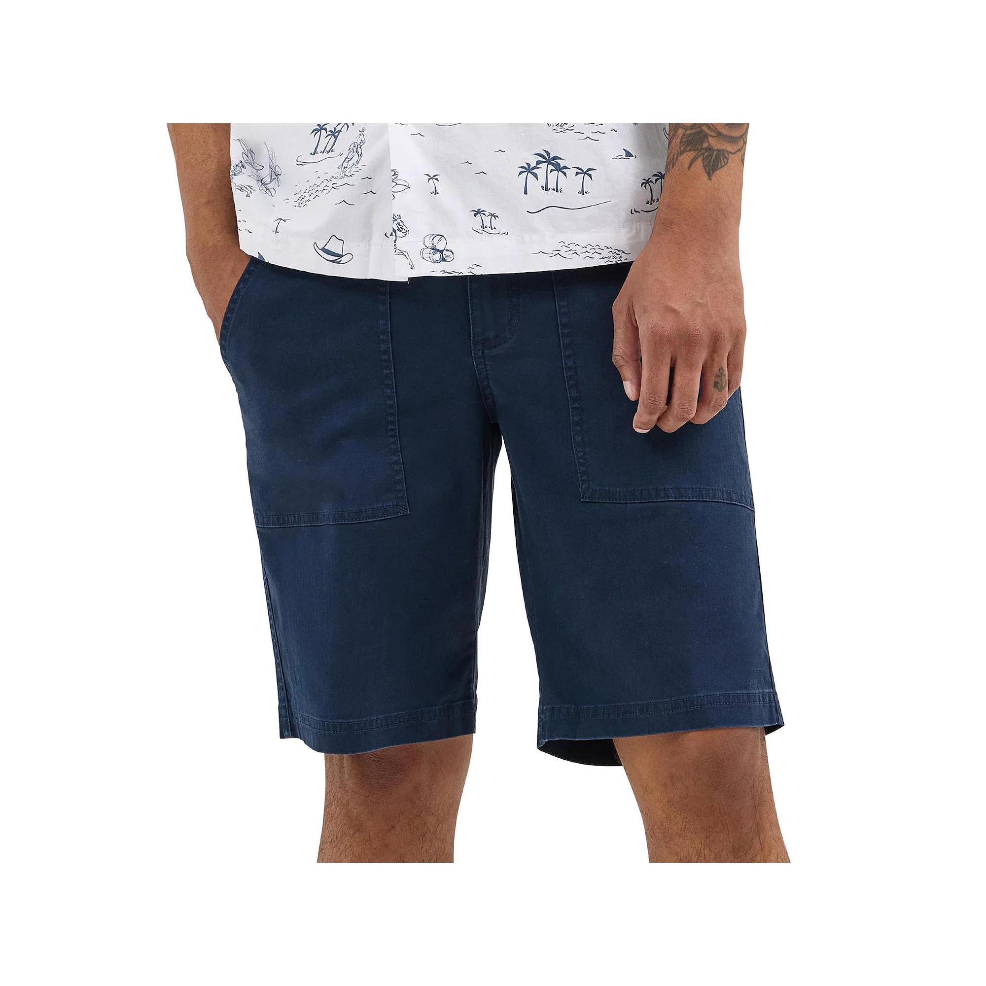 Men's Wrangler 10" Utility Shorts,  Product Image