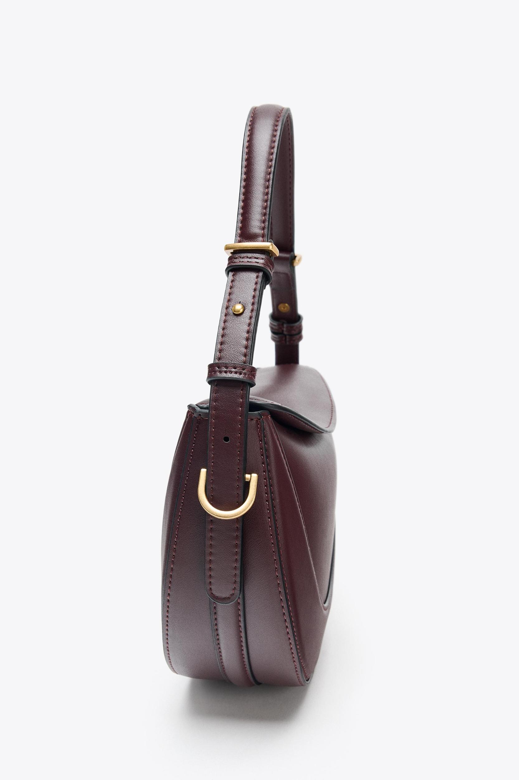 FLAP CROSSBODY BAG Product Image