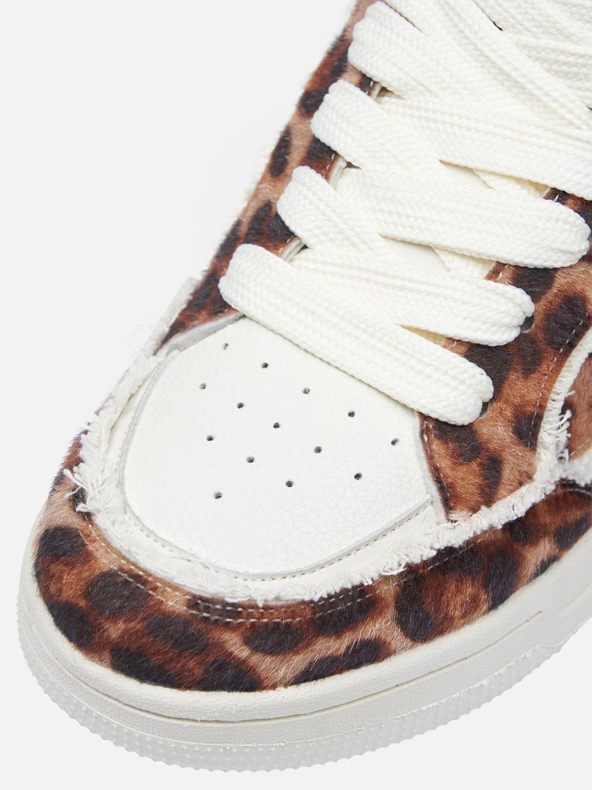 StarryClimb Leopard Patchwork Skate Shoes Product Image