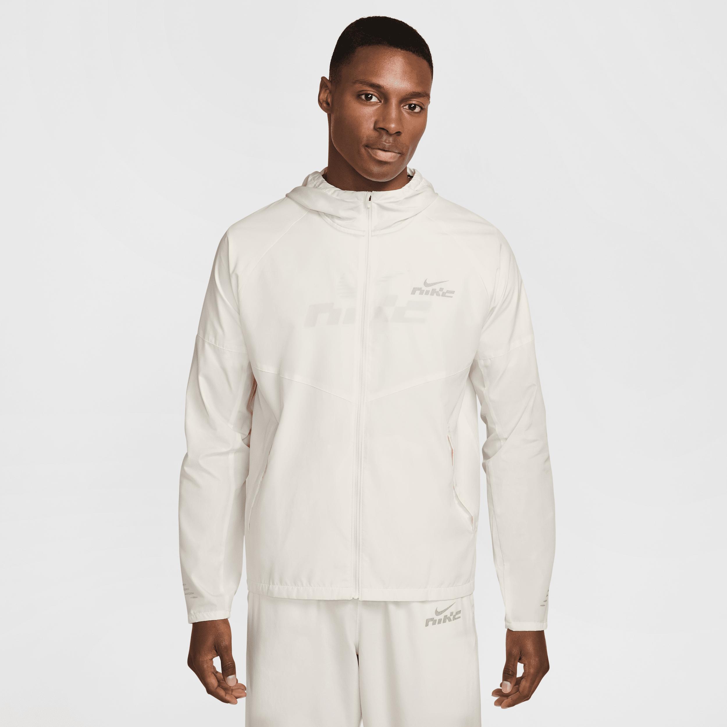 Nike Men's Miler Flash Water-Repellent Running Jacket Product Image