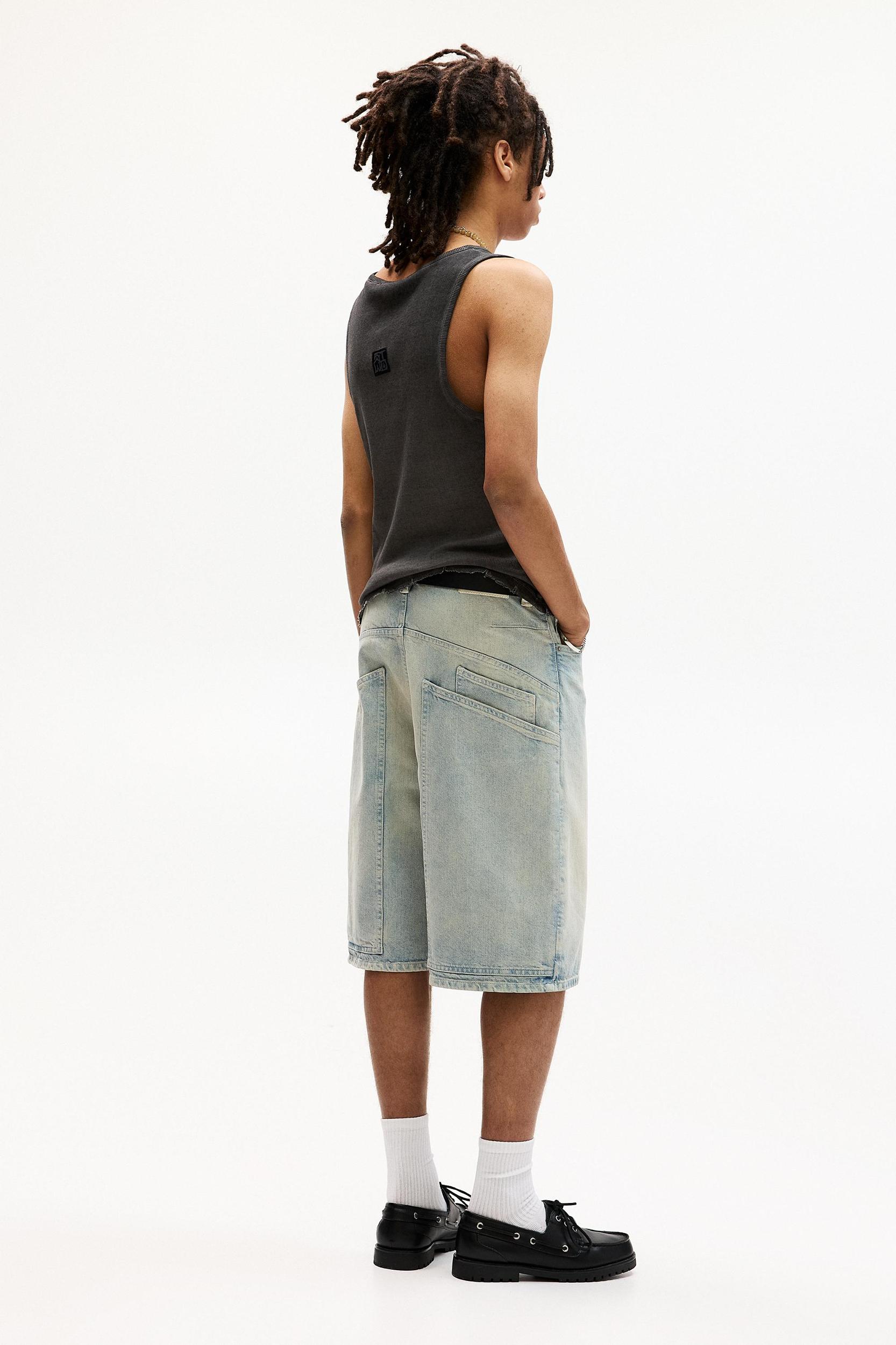 Ripped tank top Product Image