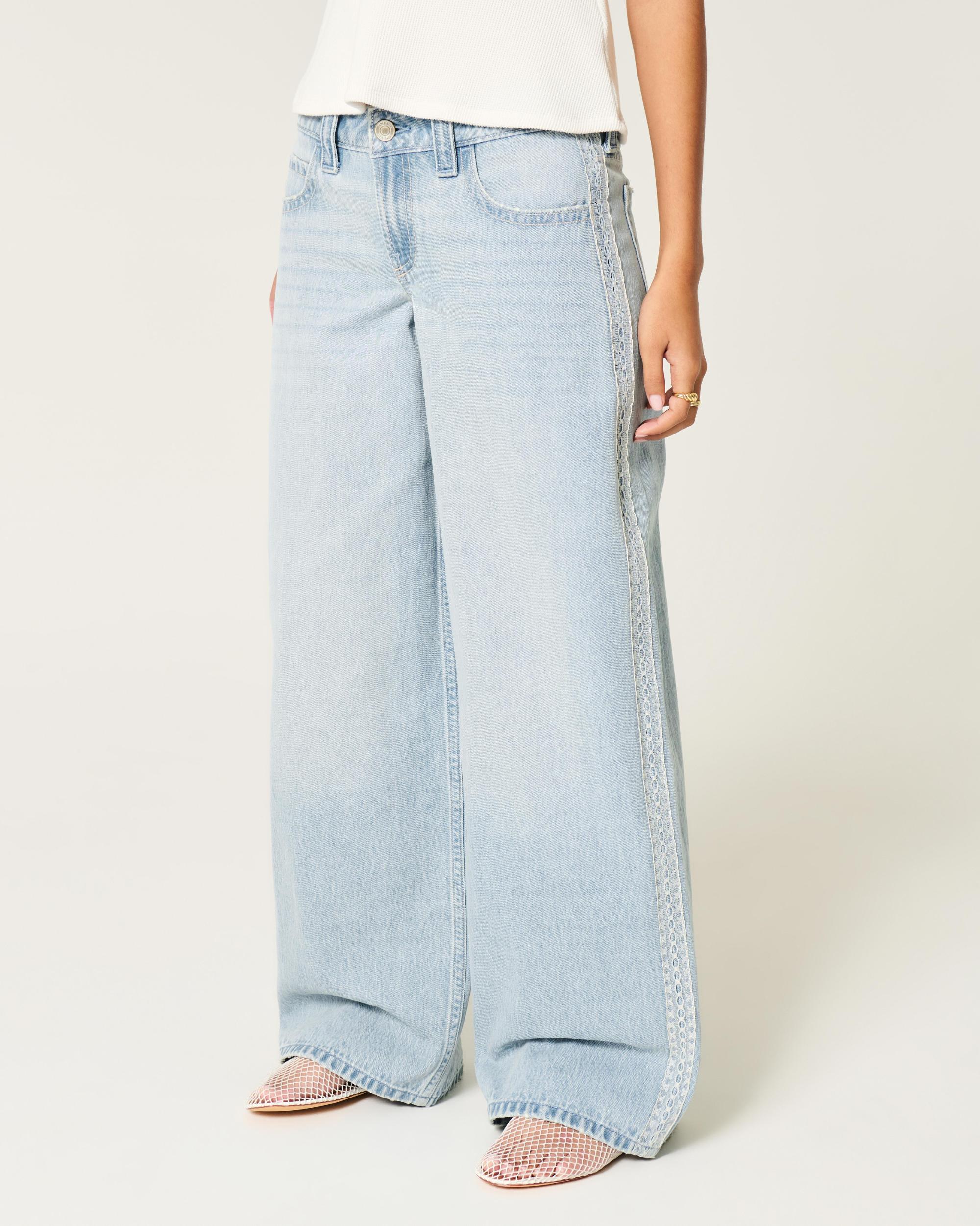 Low-Rise Medium Wash Super Baggy Jeans Product Image