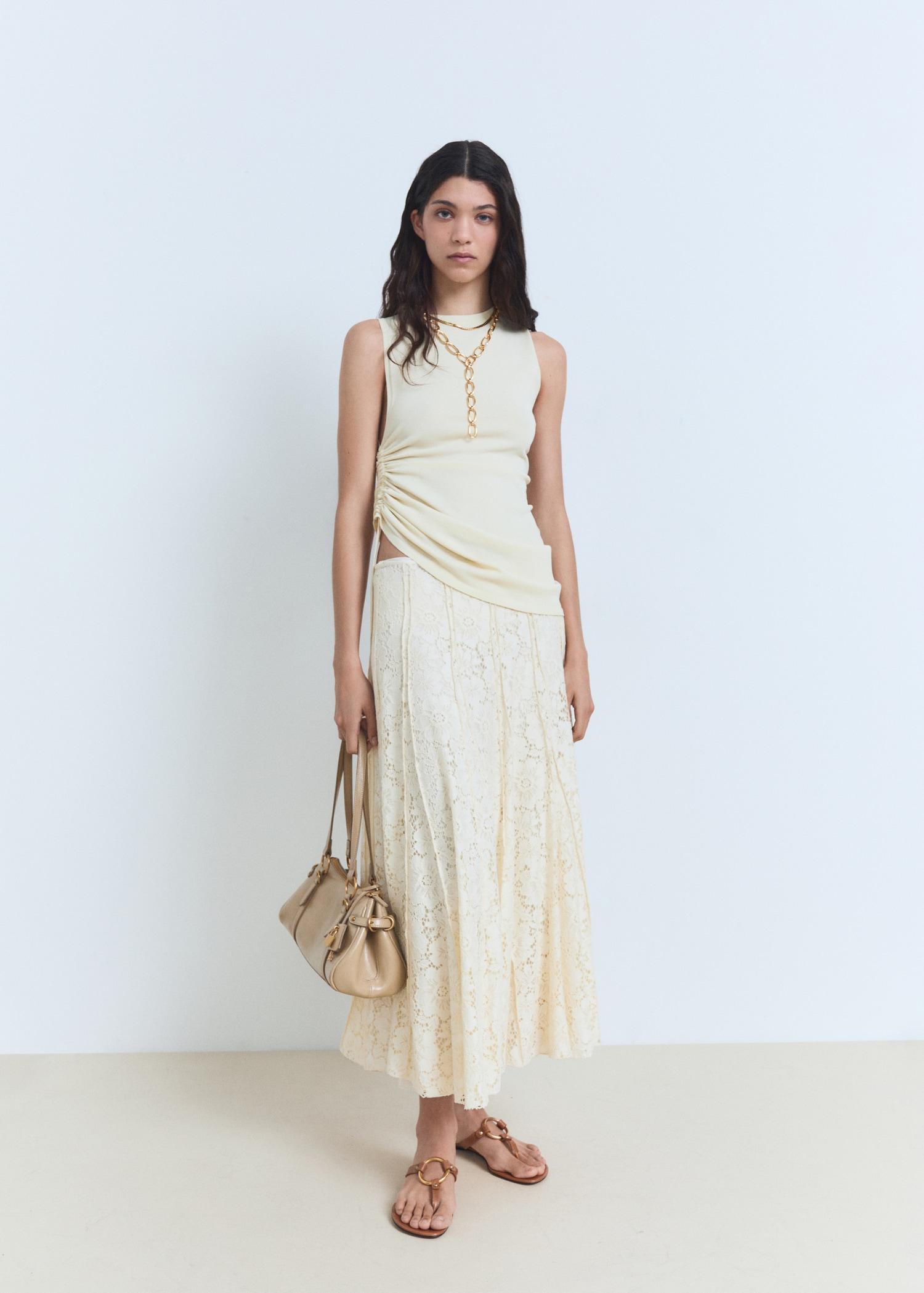 Long lace skirt - Women | MANGO USA Product Image