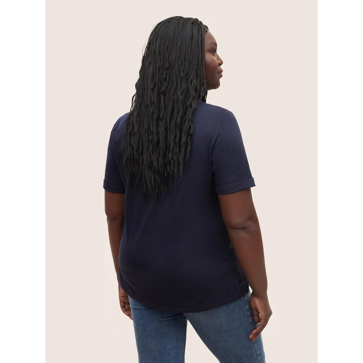 Plus Size Vacation Tropical Print Round Neck T-shirt Midnight Women Resort Non Tropical Vacation T-shirts BloomChic 12/L Product Image