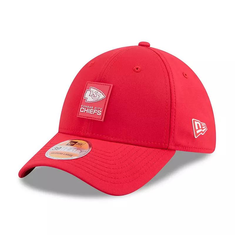 Men's New Era Red Kansas City Chiefs 2025 Sideline 39THIRTY Flex Hat,  Product Image