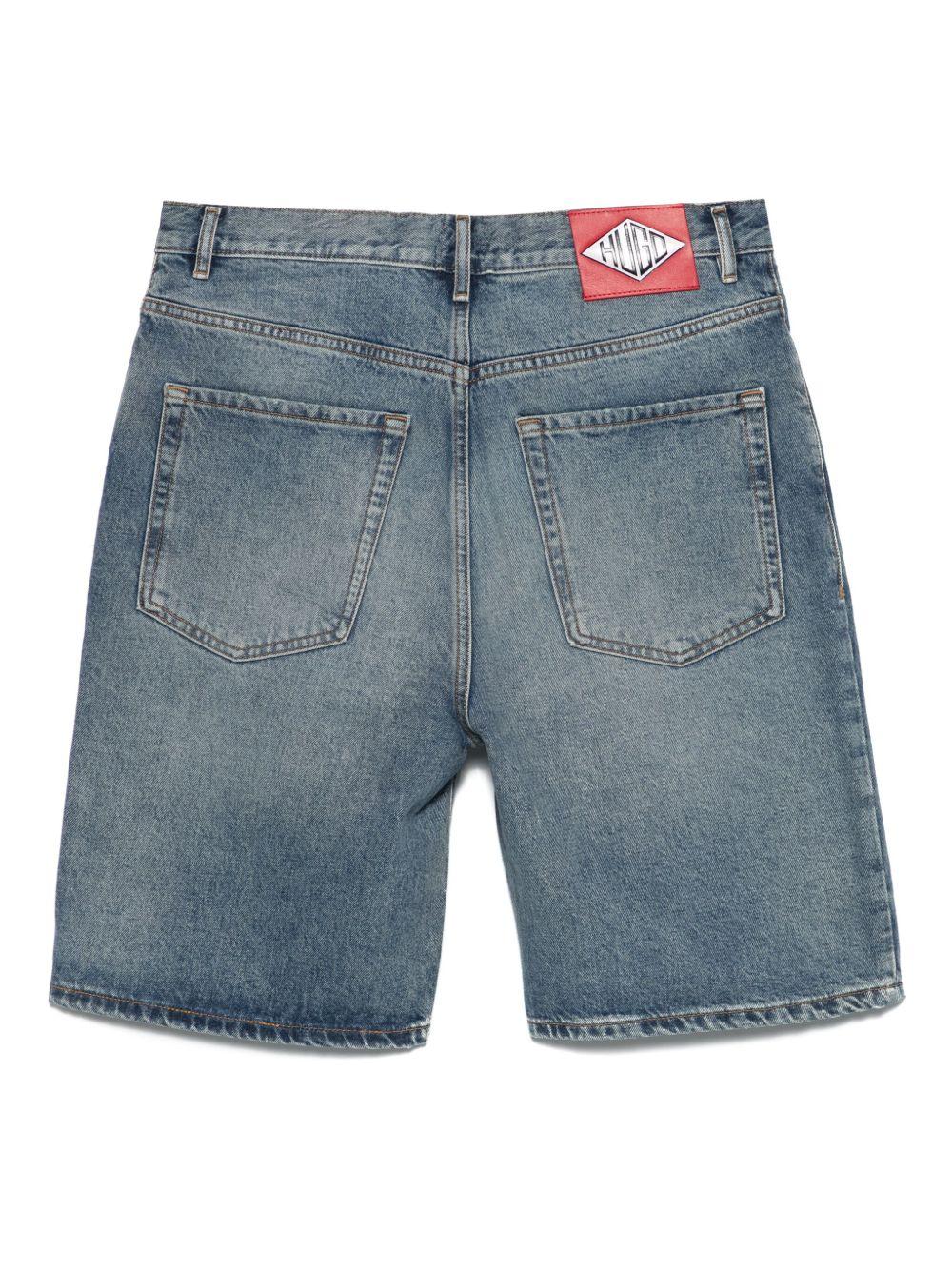 denim shorts Product Image