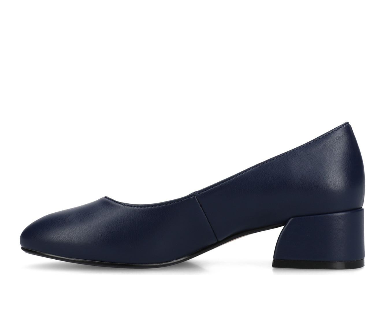 Women's Journee Collection SaarII Pumps Product Image