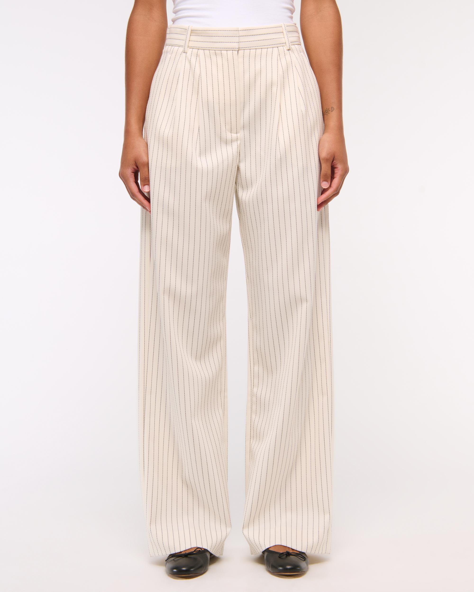 Curve Love A&F Sloane Tailored Wide Leg Pant Product Image