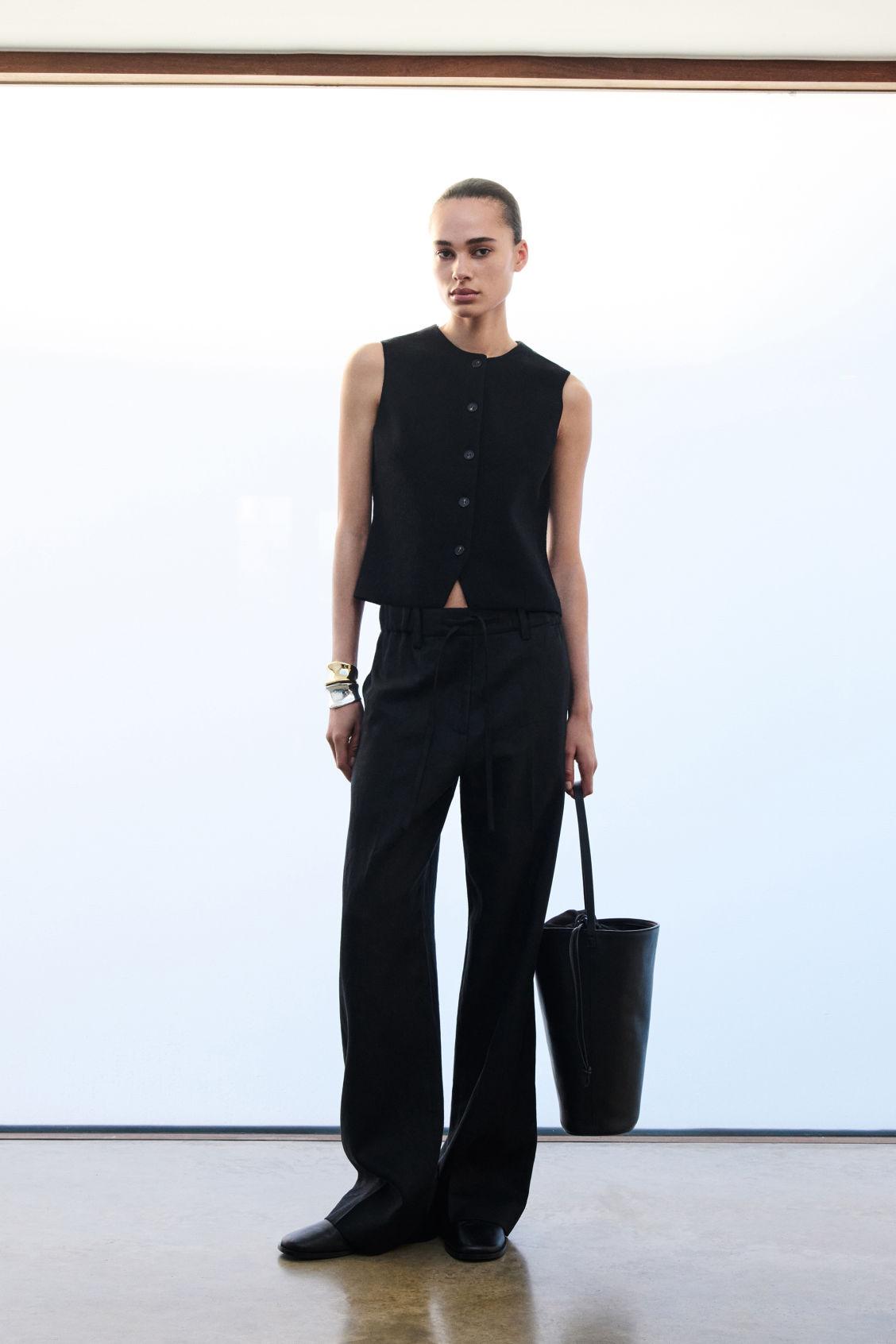 LINEN DRAWSTRING PANTS Product Image