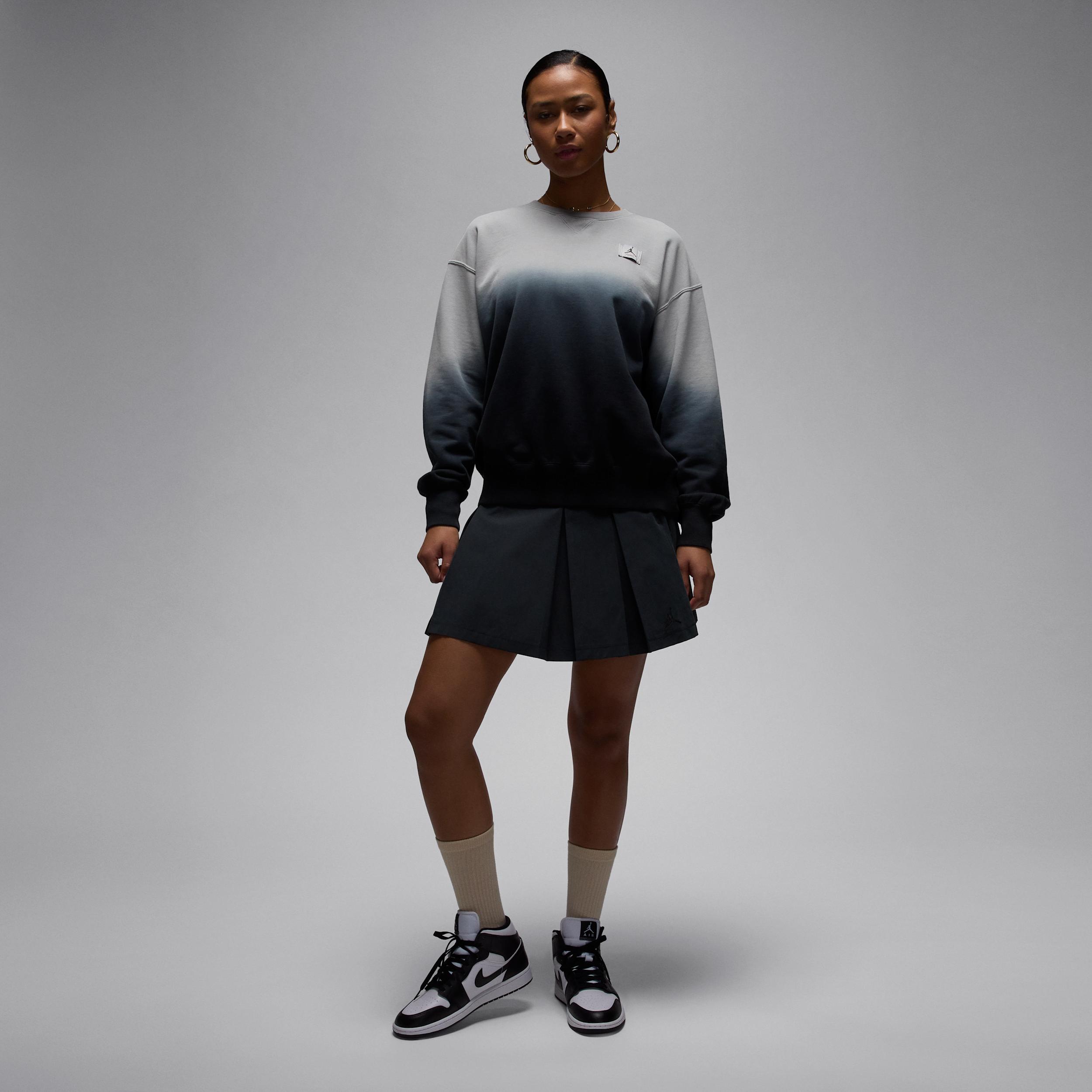 Jordan Flight Fleece Women's French Terry Crew-Neck Sweatshirt Product Image