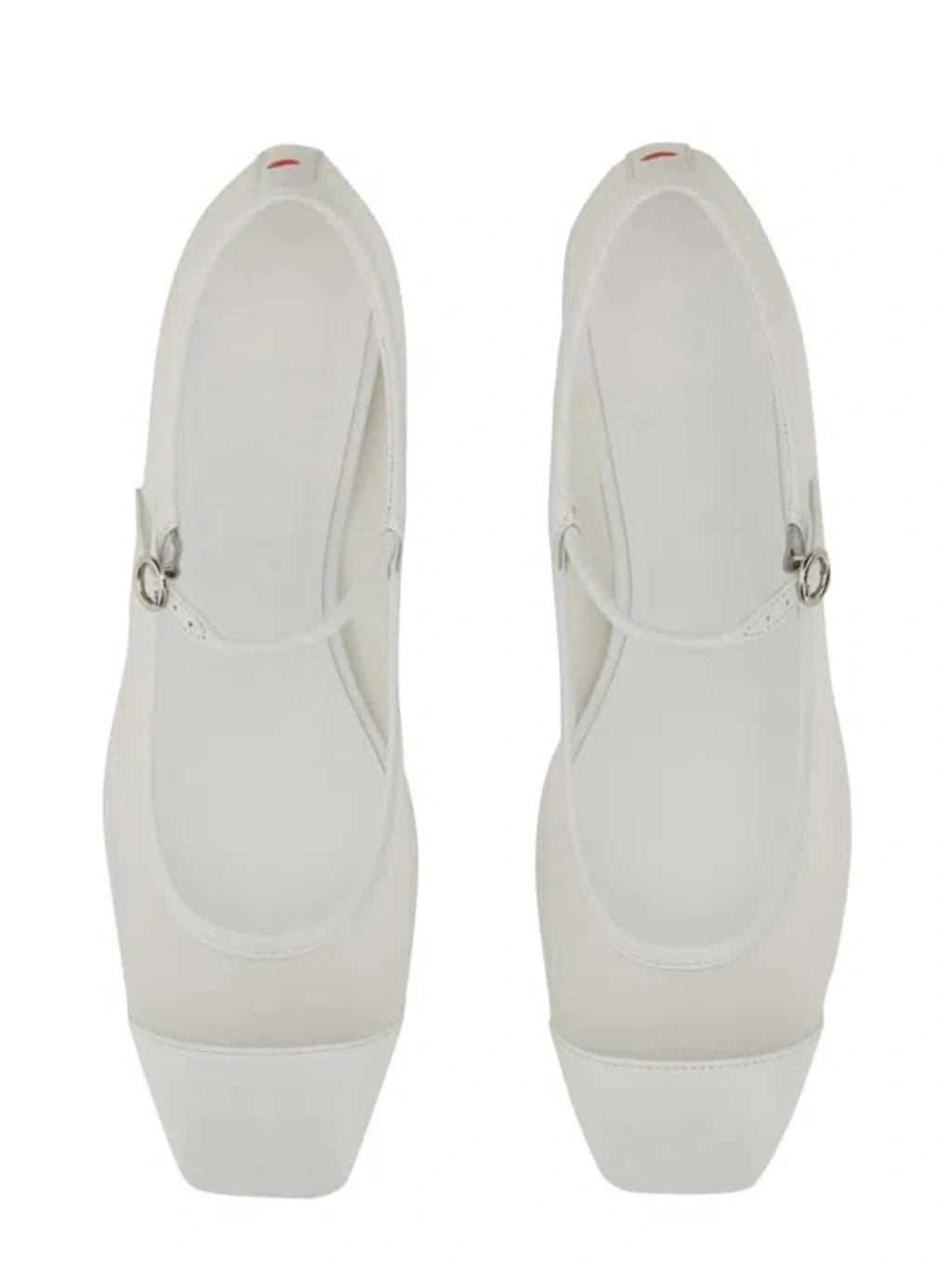 AEYDE Round Toe Ballerina Shoes With Contrast Piping In White Product Image