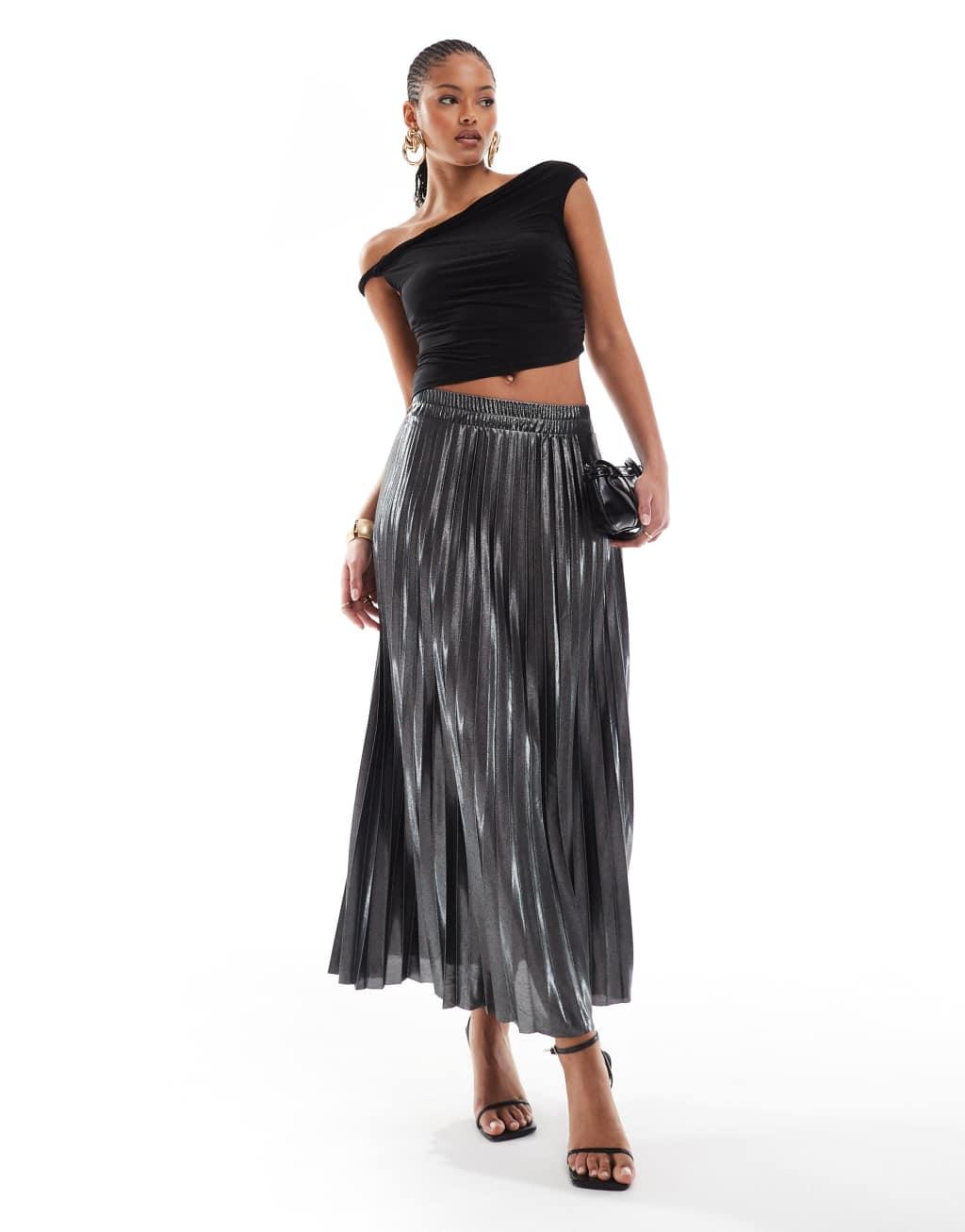 ONLY Tall pleated maxi skirt in gray metallic Product Image