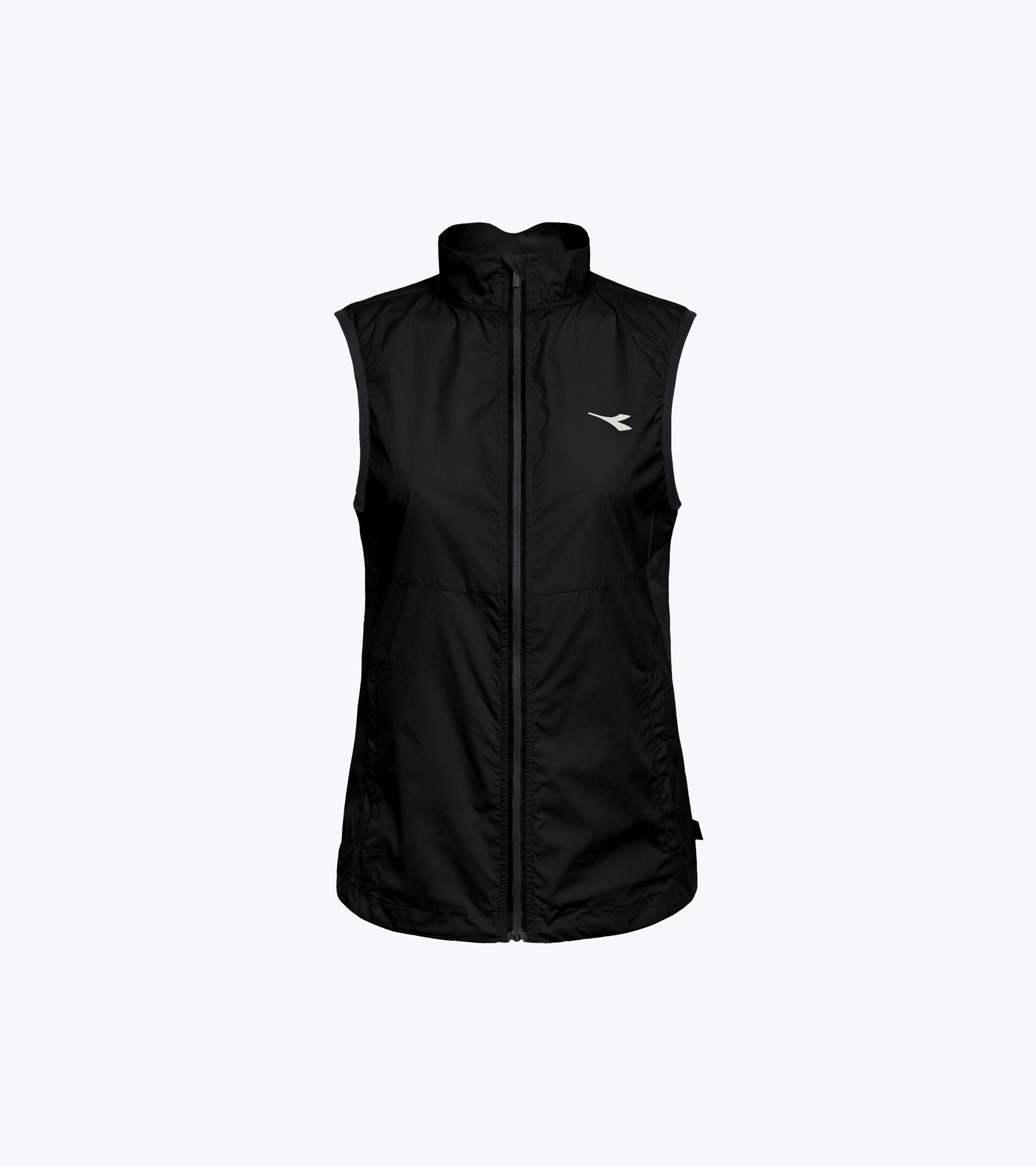 L. PACKABLE VEST Product Image