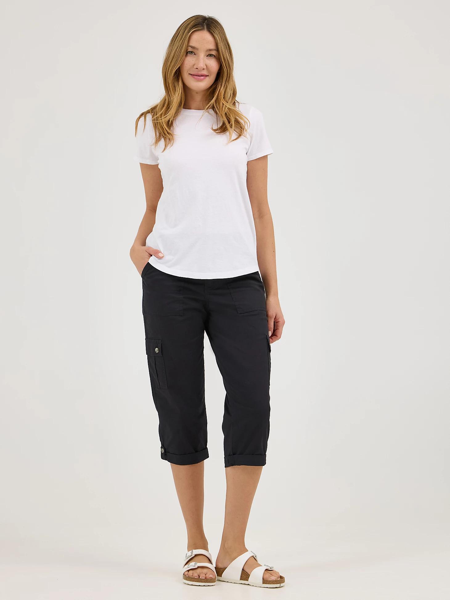 Women's Ultra Lux Comfort with Flex-to-Go Relaxed Fit Cargo Capri | Women's Capris & Crops | Lee® Product Image
