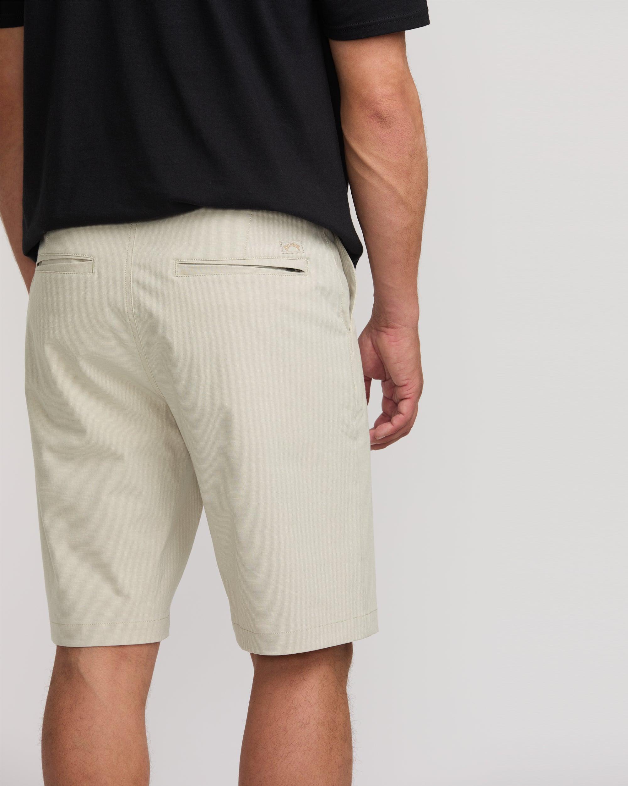 Crossfire Submersible 21" Hybrid Shorts - Bleached Sand Male Product Image
