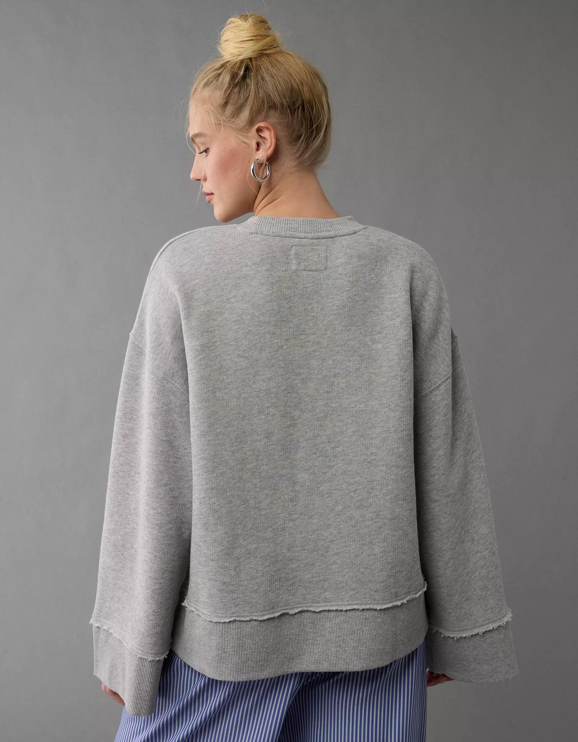 AE Relaxed Wide Sleeve Sweatshirt Product Image