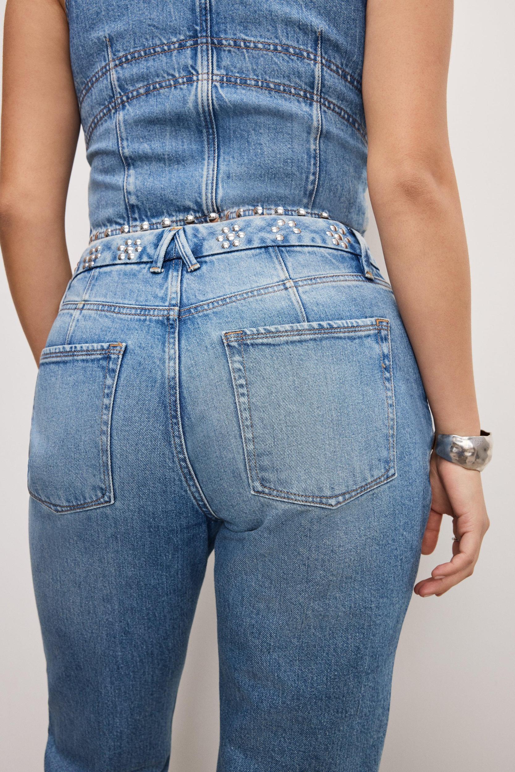 GOOD ICON STUDDED STRAIGHT JEANS | INDIGO895 Product Image