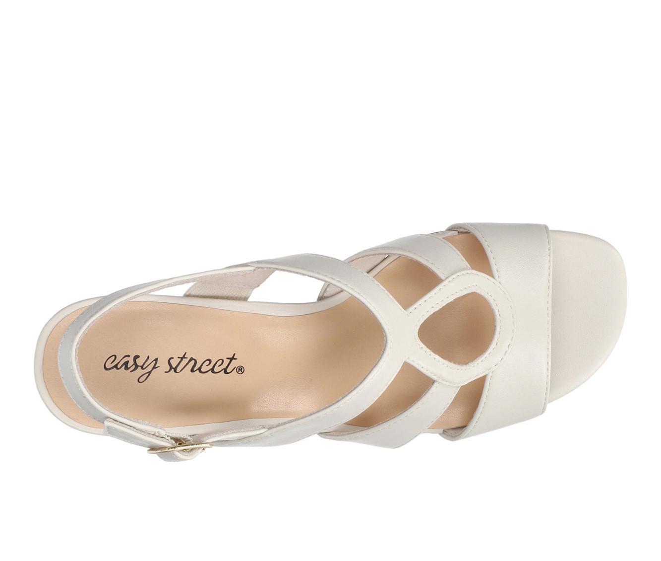 Women's Easy Street Zella Pumps Product Image