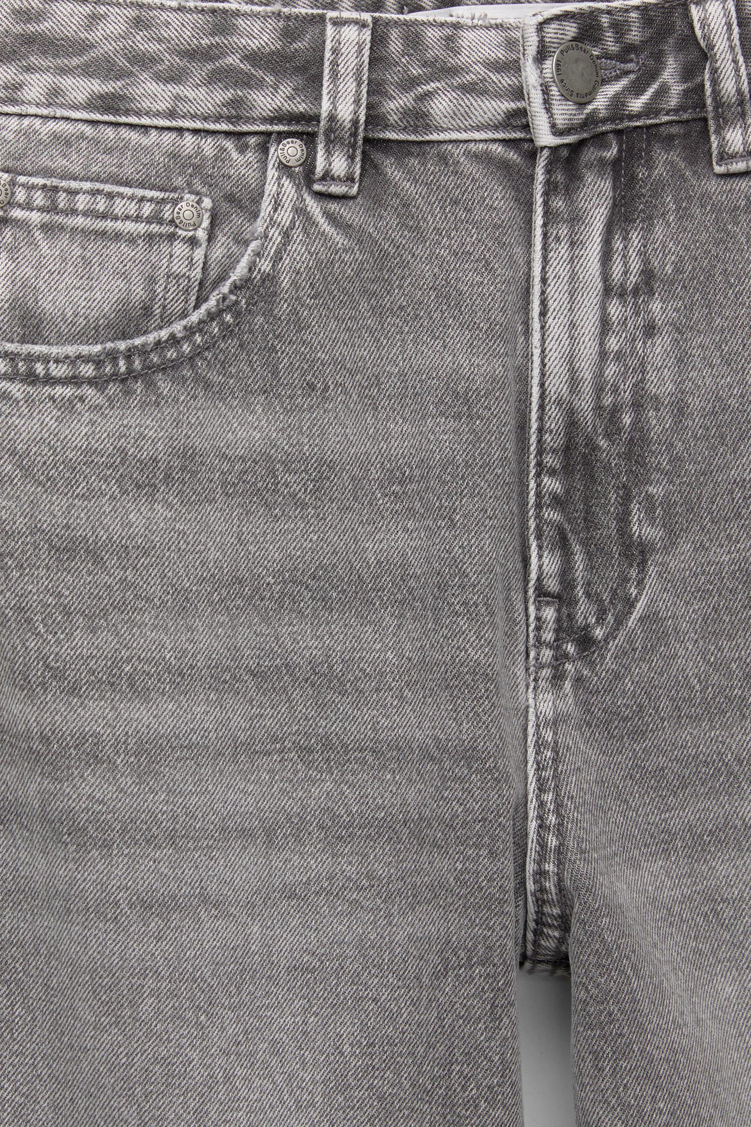 Straight-leg baggy jeans with turn-up hems Product Image