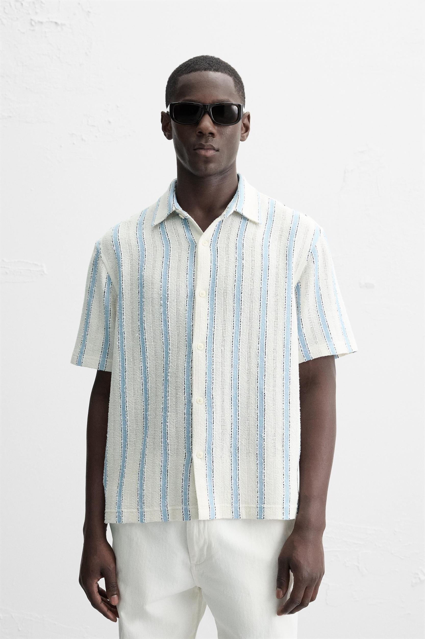 STRIPED SHIRT Product Image