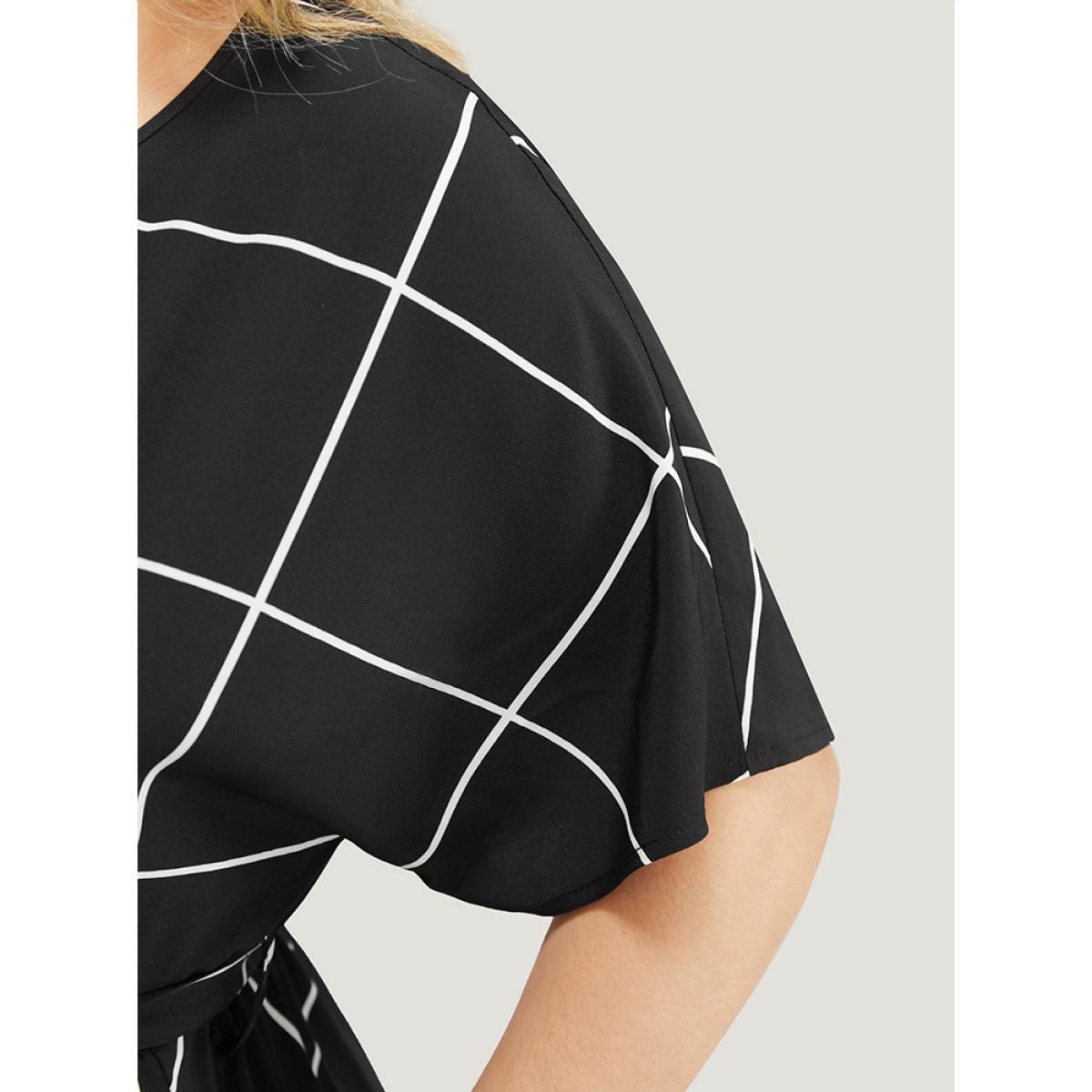 Plus Size Plaid Print Pocket Belted Ruffle Hem Dolman Sleeve Dress Black Women Office Cross straps Round Neck Short sleeve Curvy Midi Dress BloomChic 14-16/1X Product Image