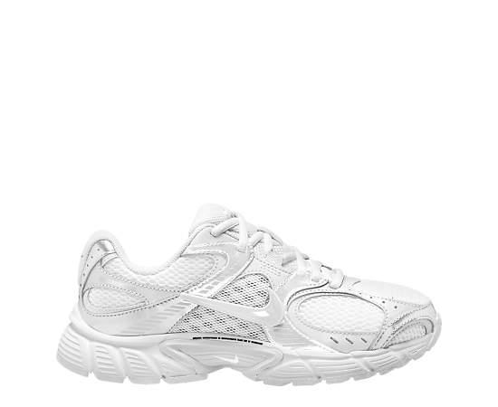 Nike Womens V5 RNR Shoes with Reflective Accents | HQ7901-101 Product Image