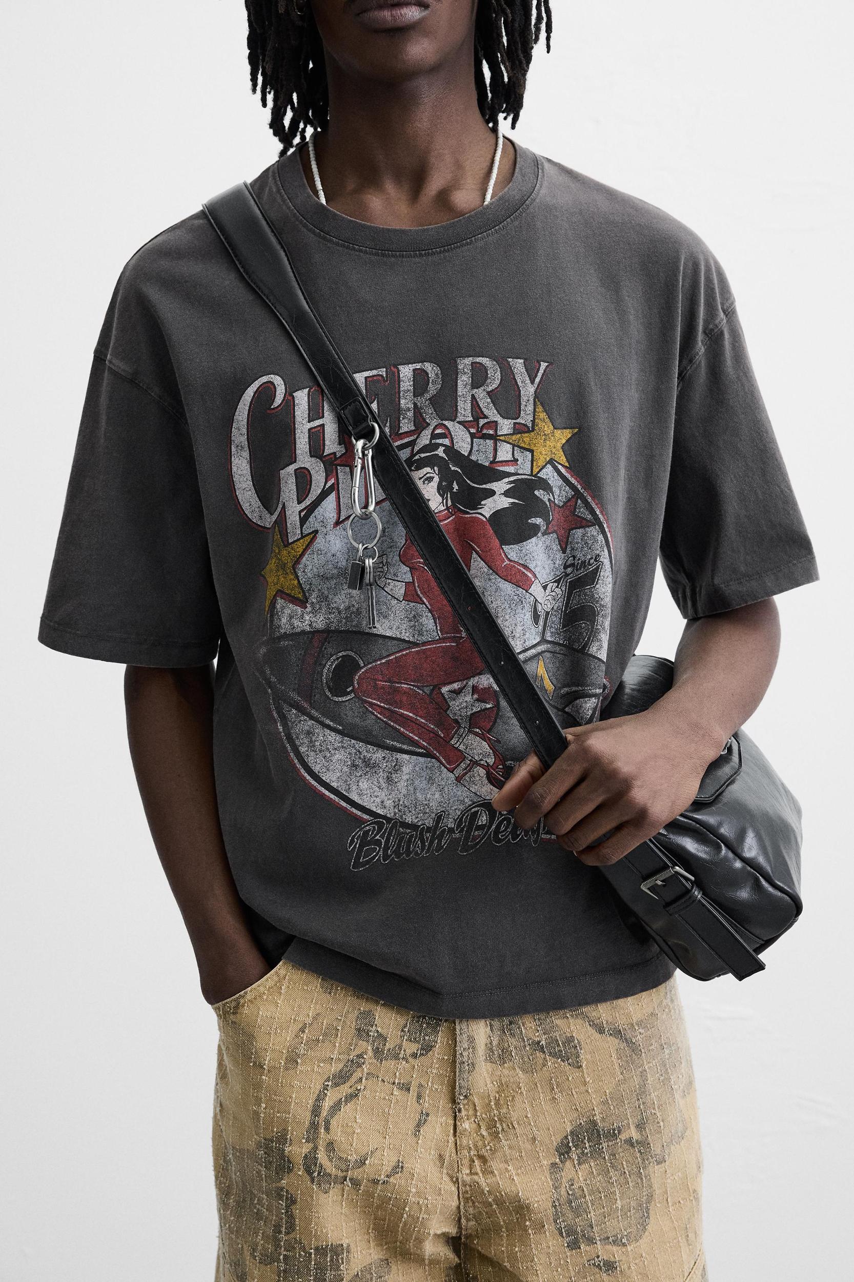 WASHED PRINTED T-SHIRT Product Image