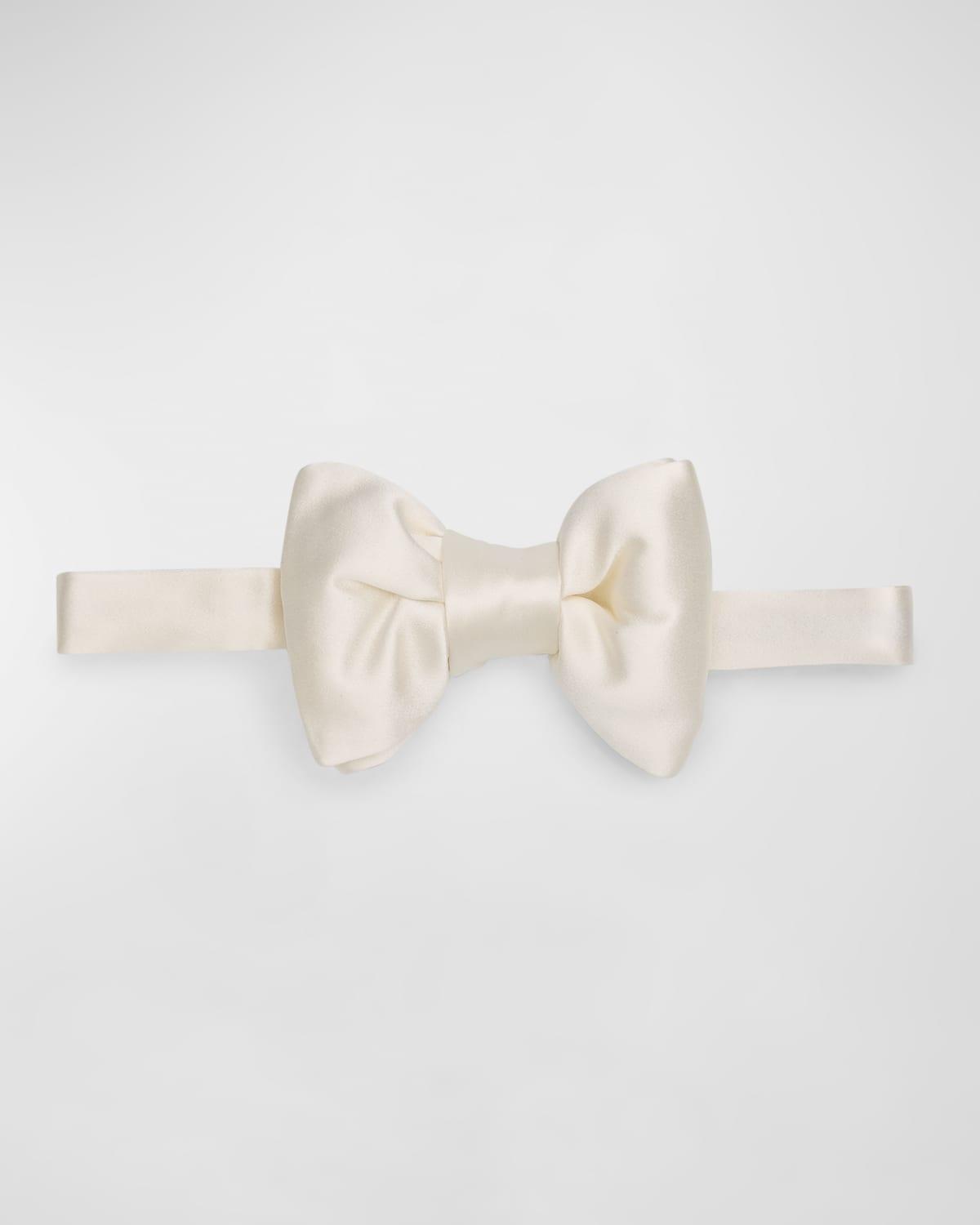 Mens Pre-Tied Silk Bow Tie Product Image