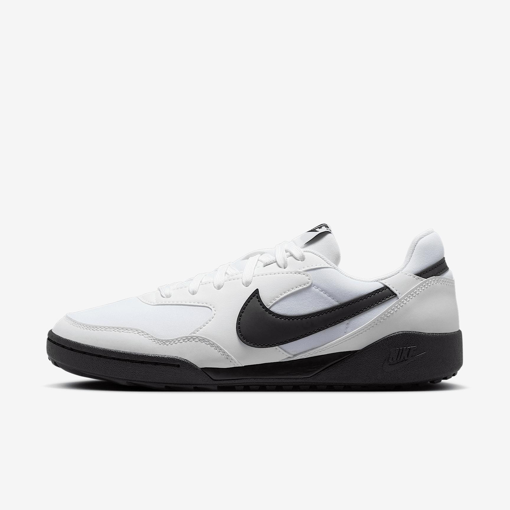 Nike Womens Terra Manta Shoes | HQ1940-100 Product Image