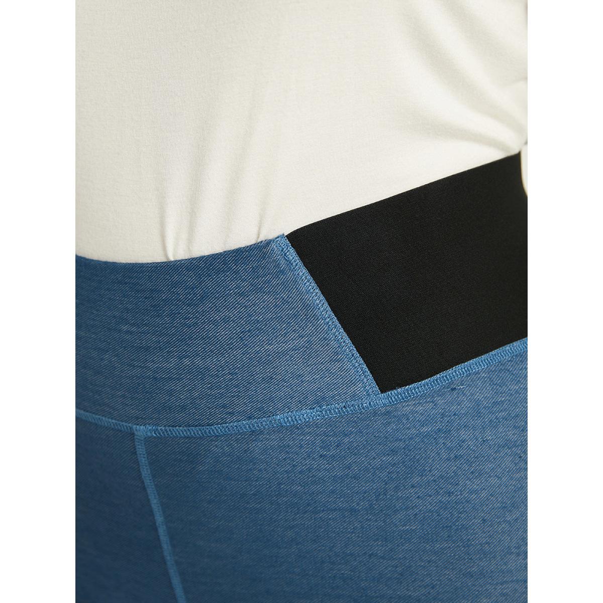 Plus Size Patchwork Contrast Pocket Leggings Women DarkBlue Casual High stretch Skinny High Rise Dailywear Leggings BloomChic 28/5X Product Image