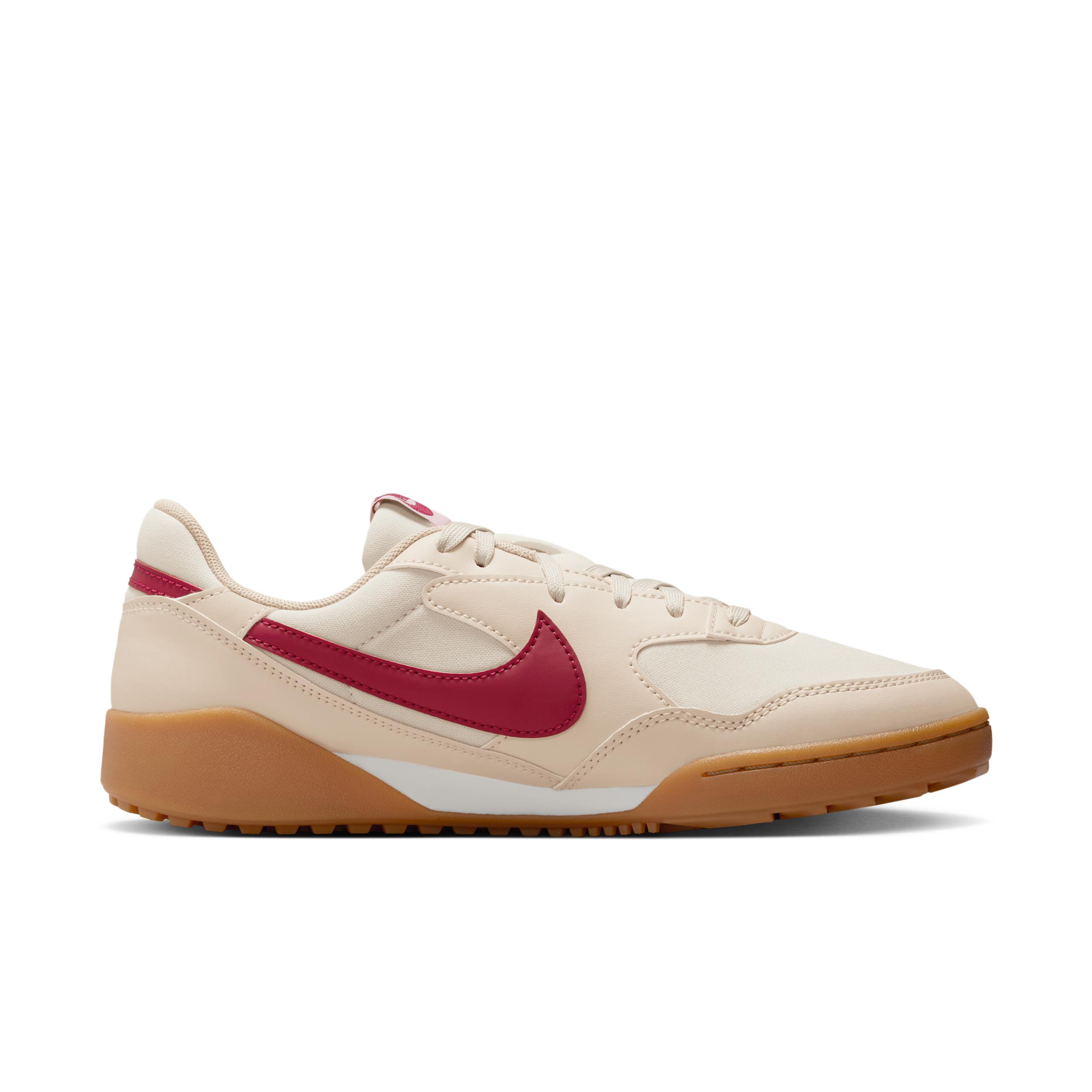 Nike Women's Terra Manta Shoes Product Image