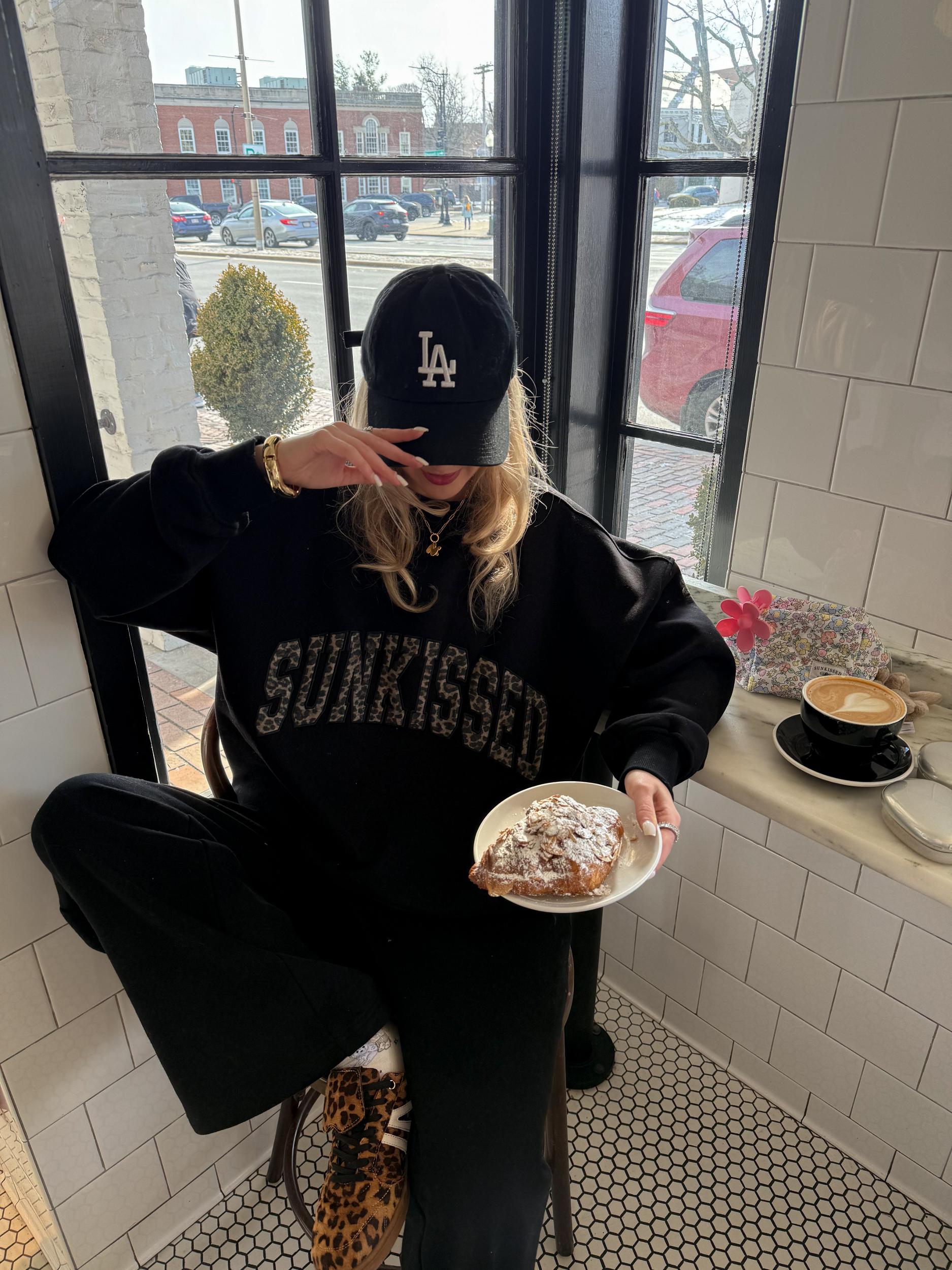 Black Basic Blank Flare Sweatpants Product Image