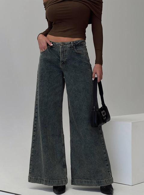 Ziggie Low Rise Ultra Baggy Jeans Antique Wash Product Image