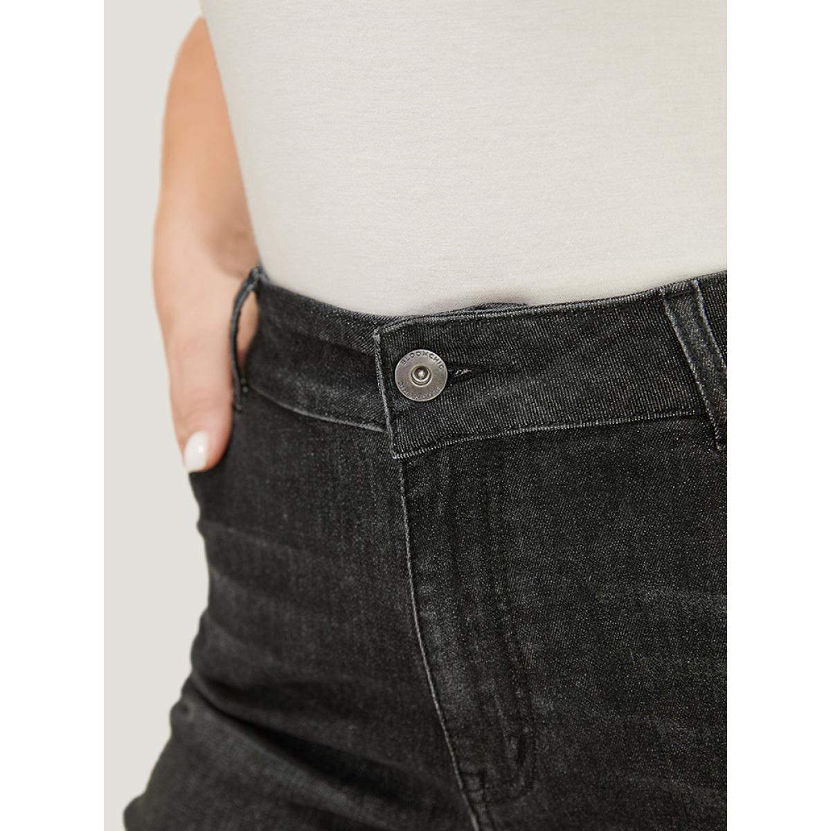 Plus Size Very Stretchy High Rise Black Wash Vintage Jeans Women Black Casual Plain High stretch Pocket Jeans BloomChic 24/3X Product Image