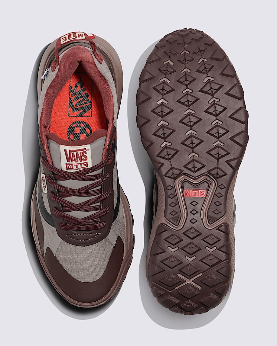 Crosspath Shoe in Bitter Chocolate Brown| Vans US Product Image