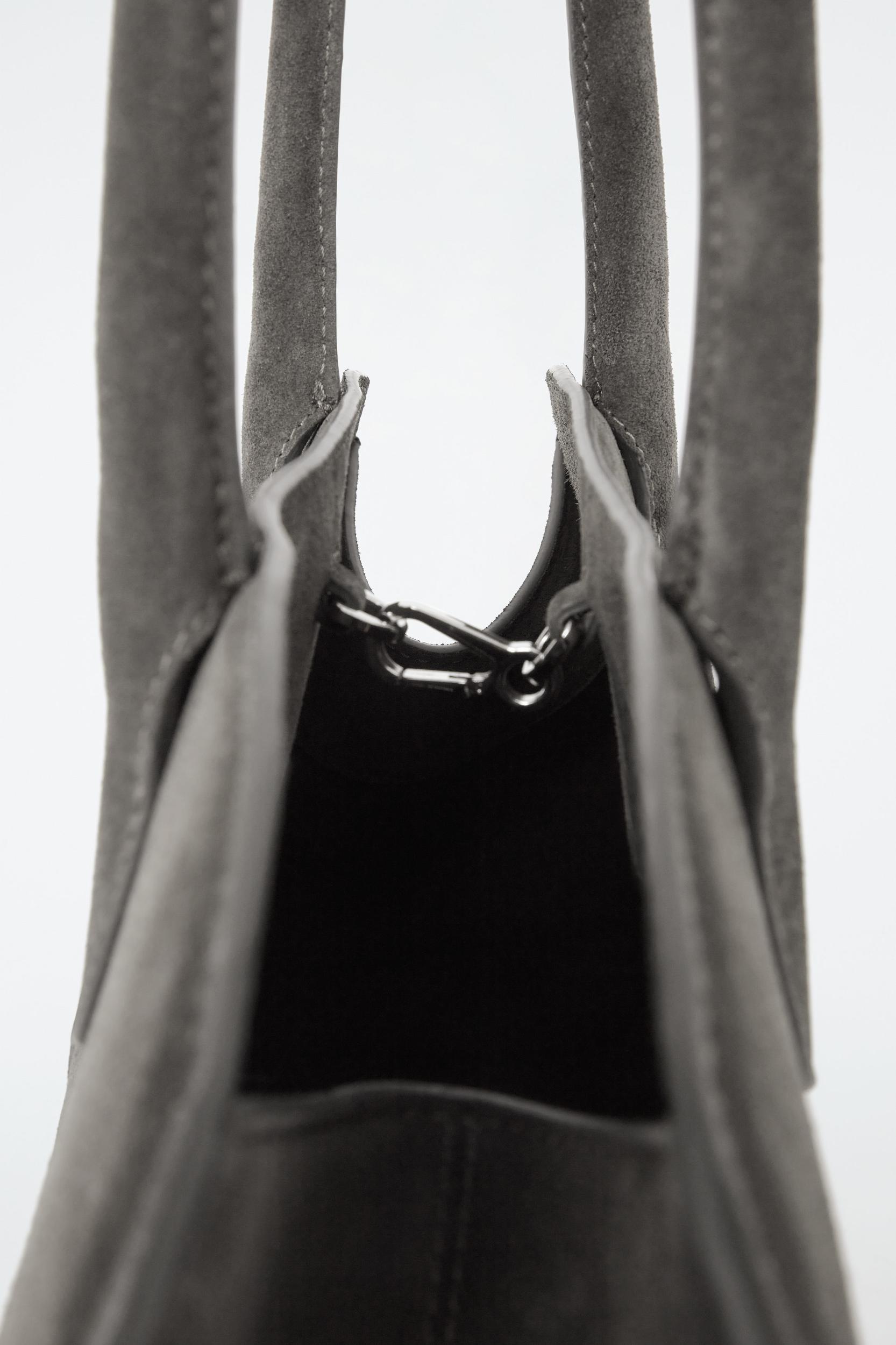 SMALL STUDIO BOWLING BAG - LEATHER Product Image